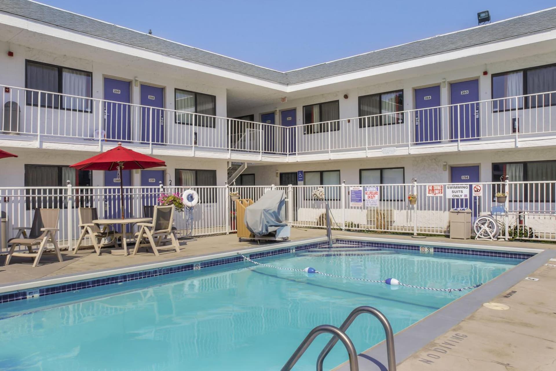 Motel 6-Medford, OR property views in Medford, OR — gallery photo 3