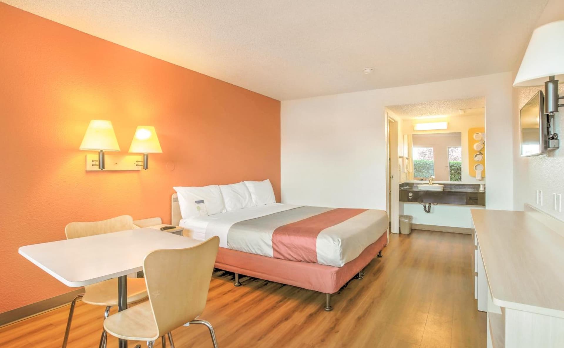 Motel 6-Medford, OR - North gallery photo in Medford, OR — image 33