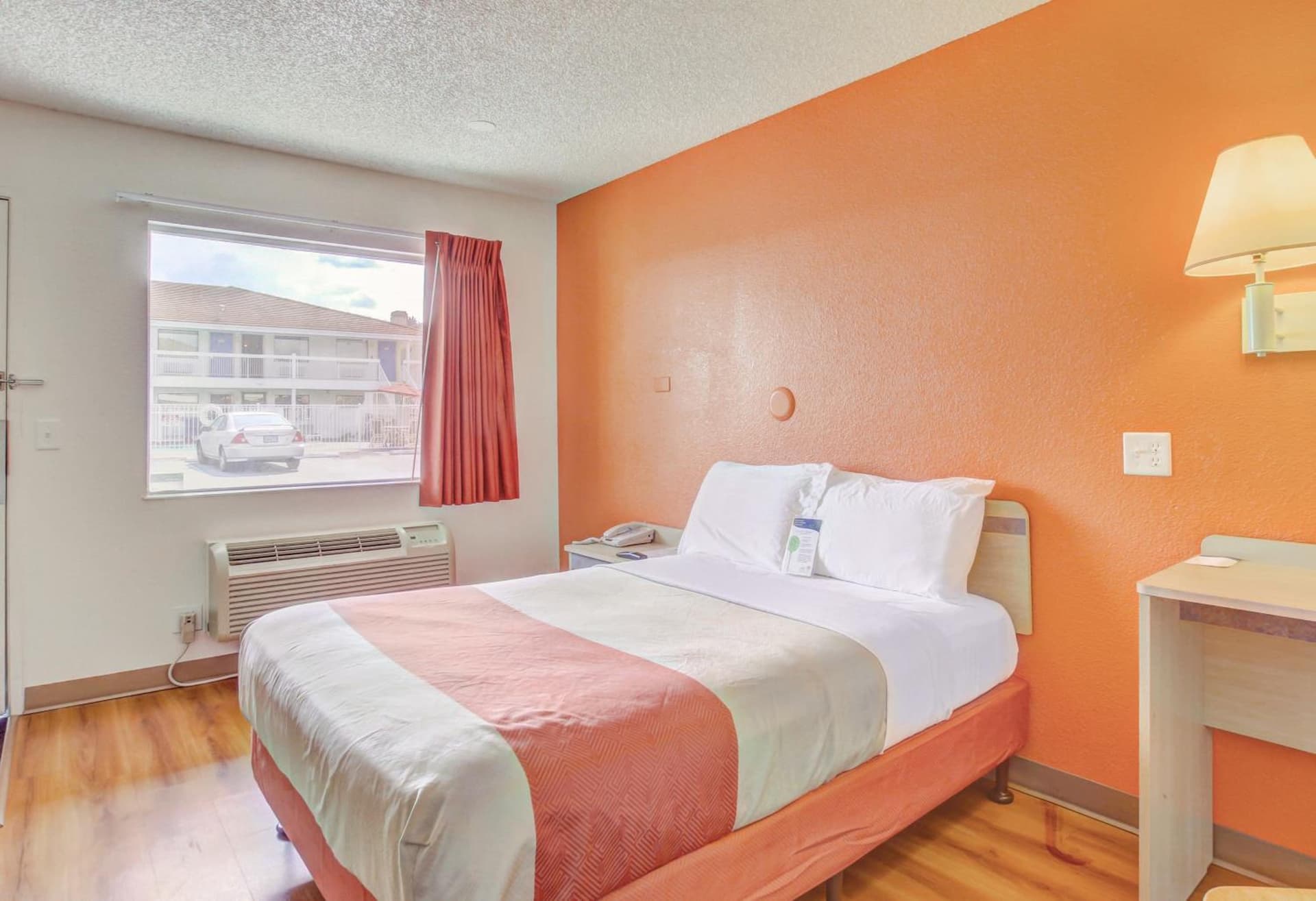 Motel 6-Medford, OR - North gallery photo in Medford, OR — image 35