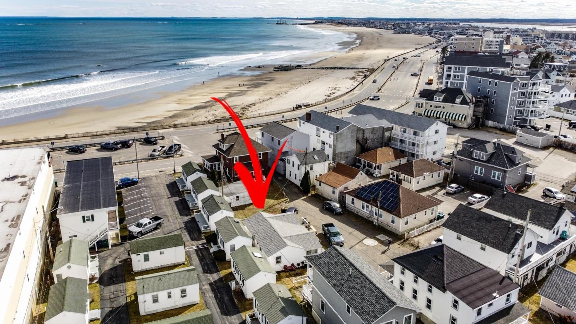 Hampton Beach Seaside Villa Unit 1 interior in Hampton — gallery photo 2