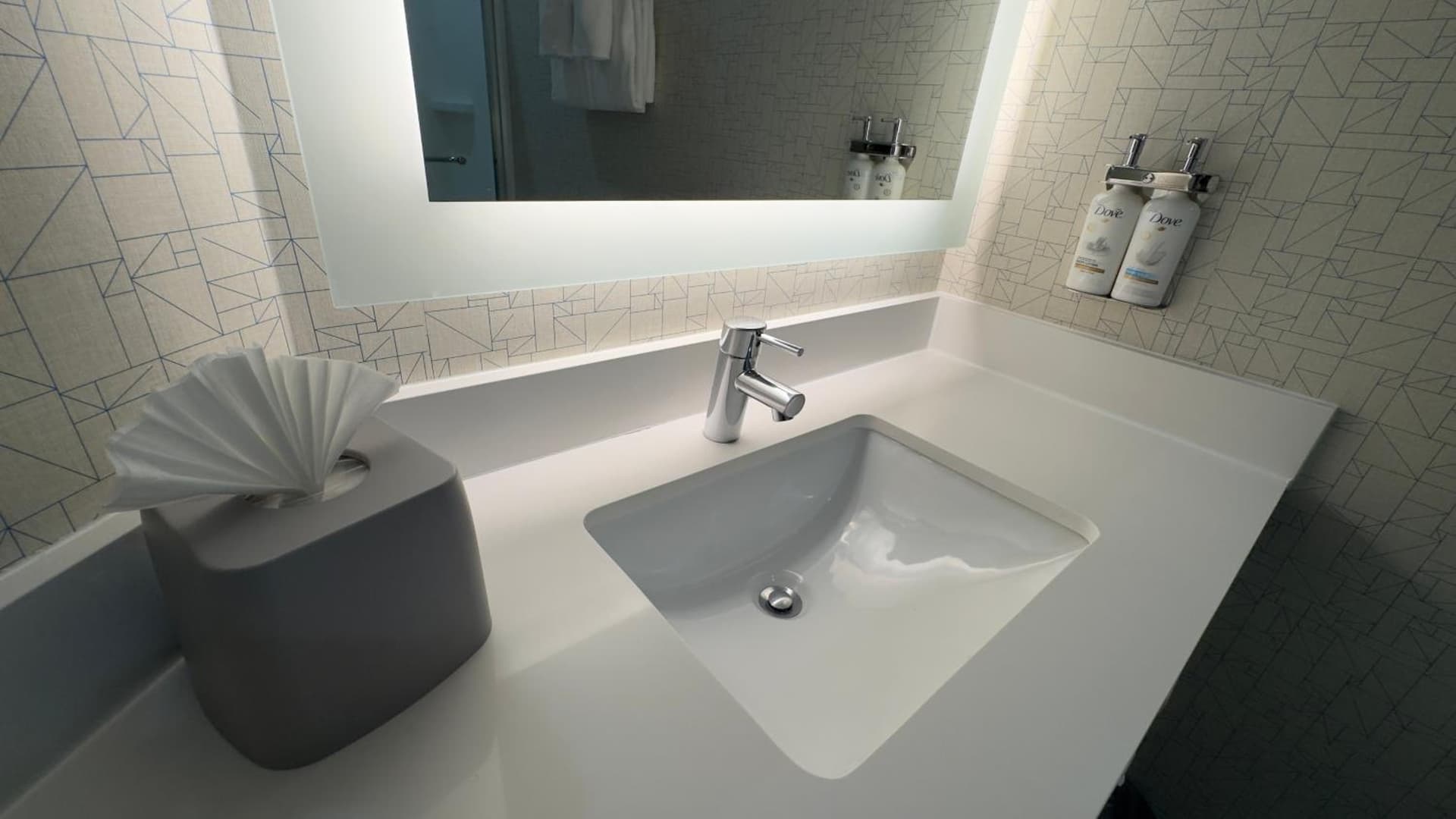 Holiday Inn Express Hotel & Suites Marina by IHG gallery photo in Marina, CA — image 17