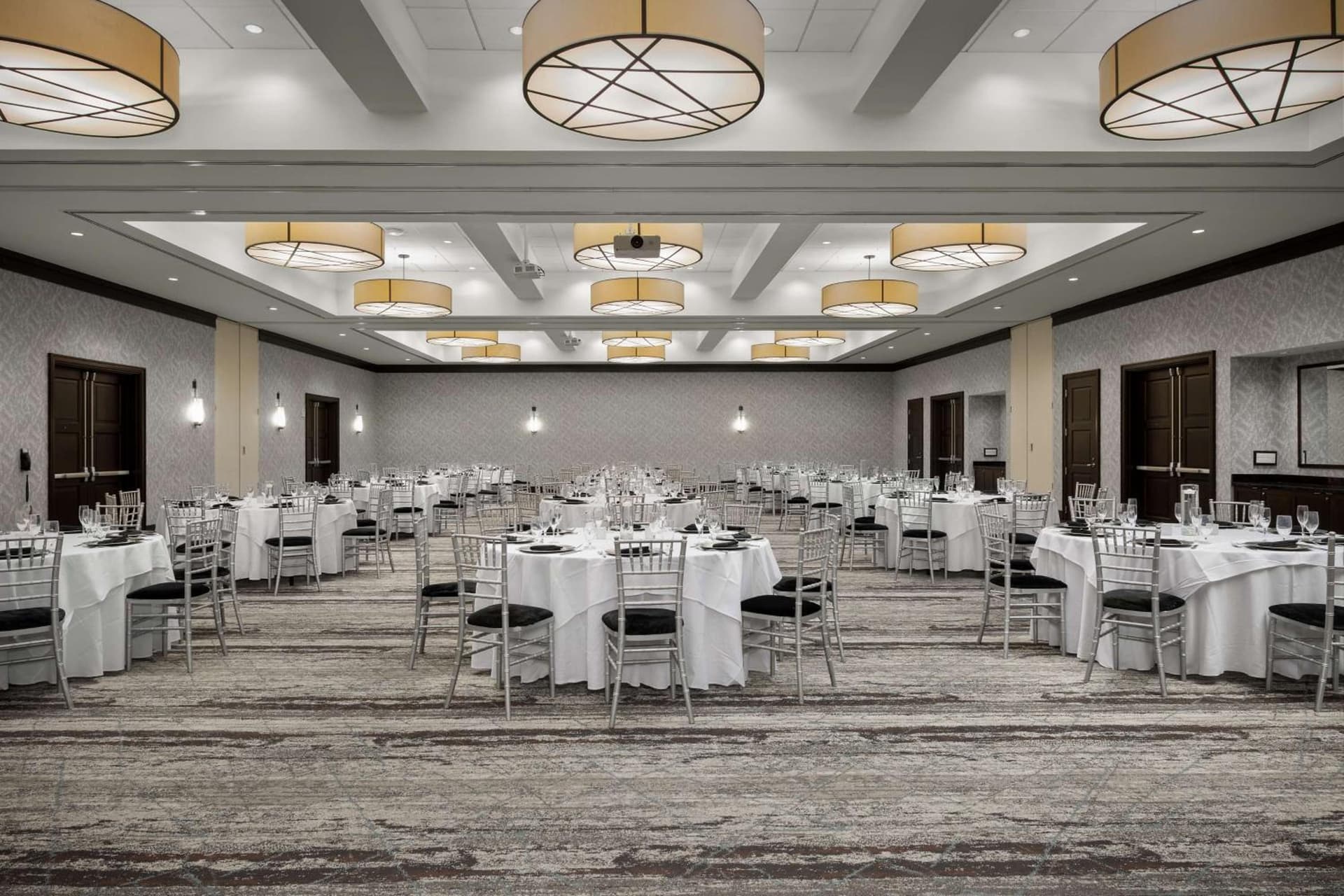 Embassy Suites Springfield gallery photo in Springfield, VA — image 57