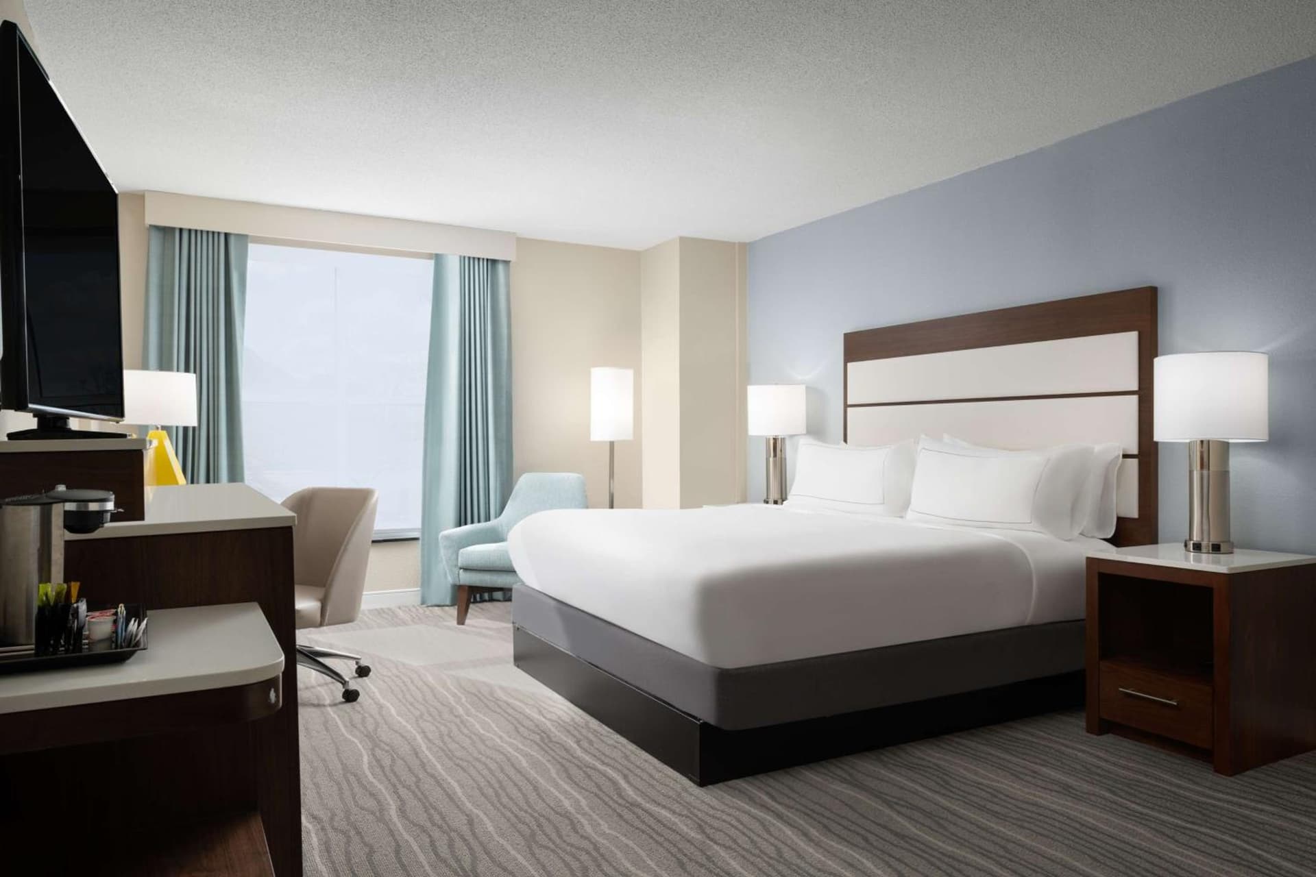 DoubleTree by Hilton Norfolk Airport gallery photo in Norfolk, VA — image 26