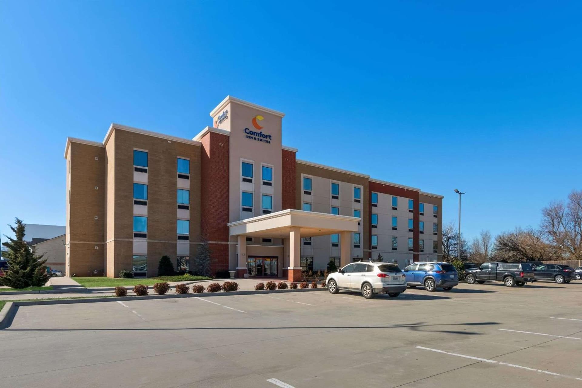 Comfort Inn & Suites Newcastle - Oklahoma City interior in Newcastle, OK — gallery photo 2