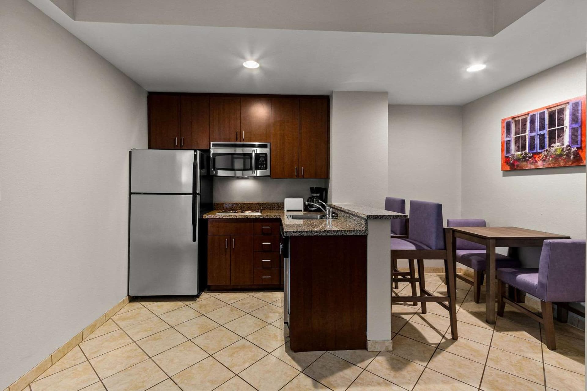 Comfort Suites Charleston West Ashley gallery photo in Charleston, SC — image 10