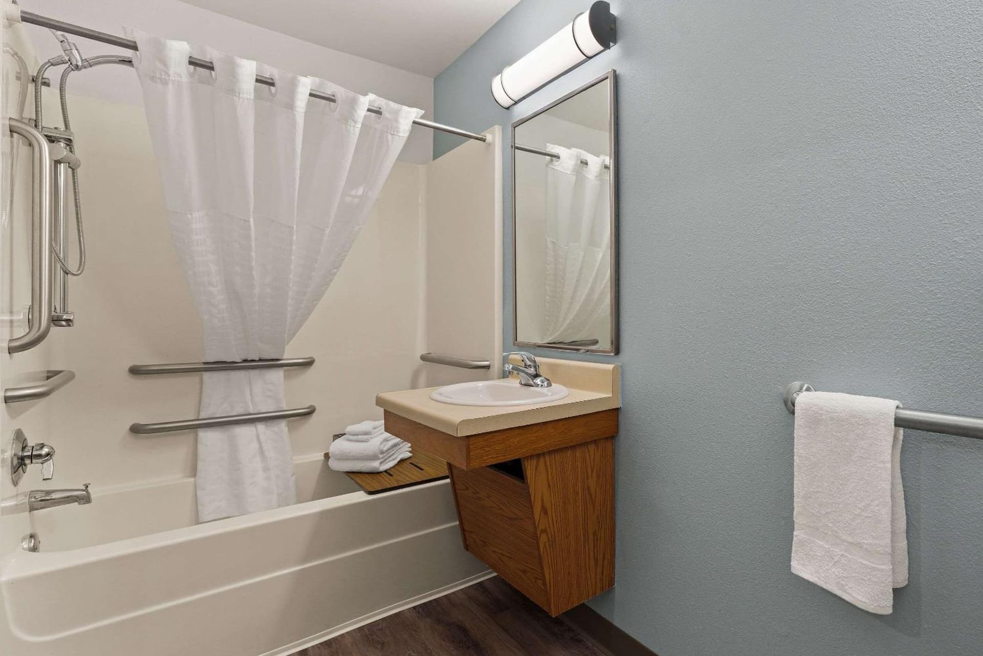 WoodSpring Suites Johnson City gallery photo in Johnson City, TN — image 29
