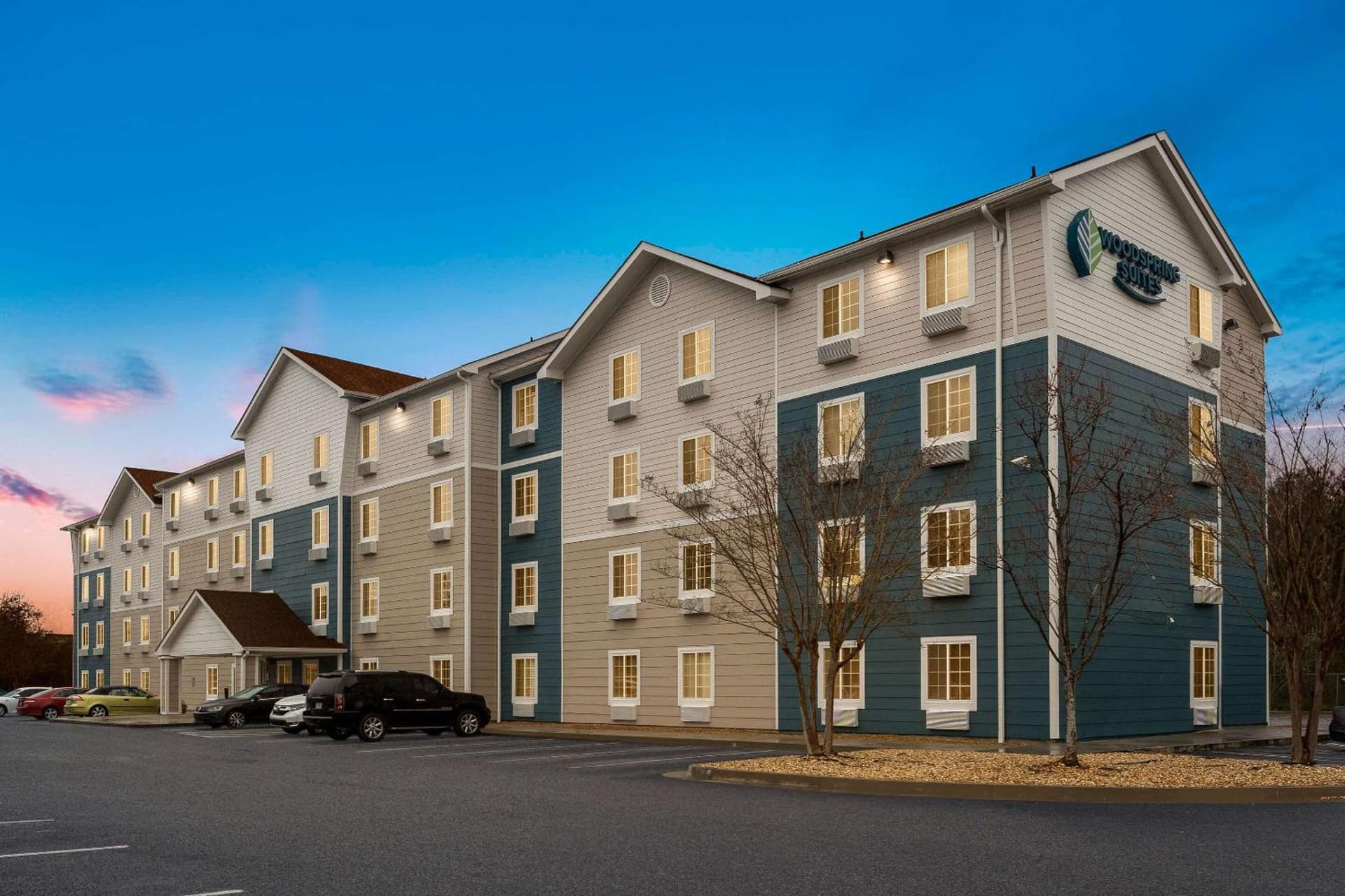 WoodSpring Suites Macon West I-475 interior in Macon, GA — gallery photo 2