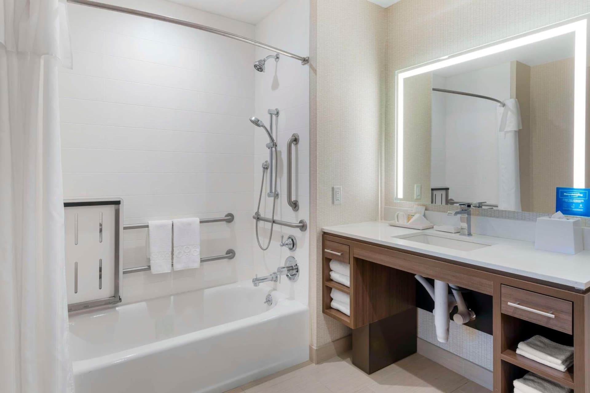 Home2 Suites By Hilton Redlands gallery photo in Redlands, CA — image 41