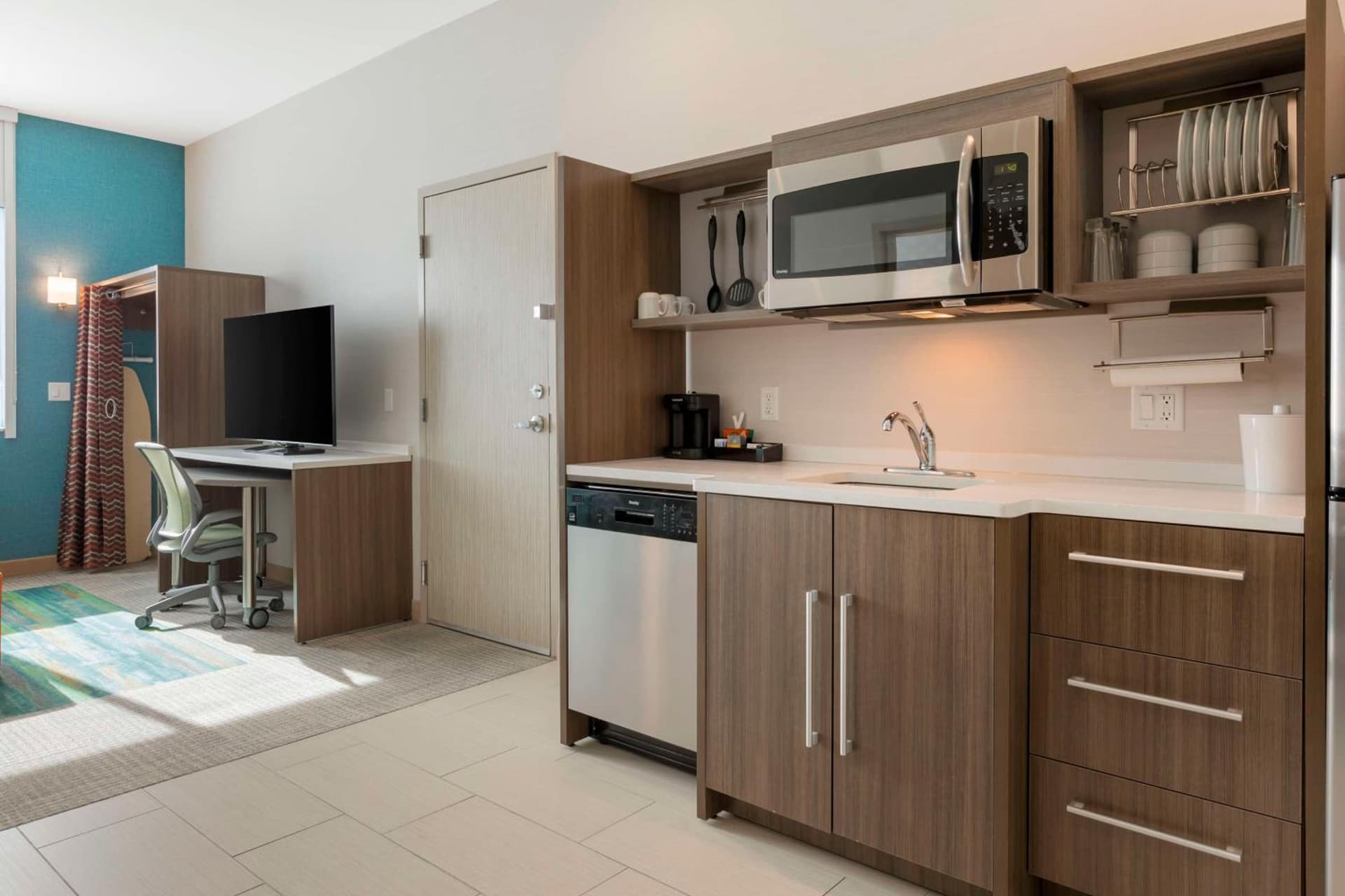 Home2 Suites By Hilton Redlands gallery photo in Redlands, CA — image 12