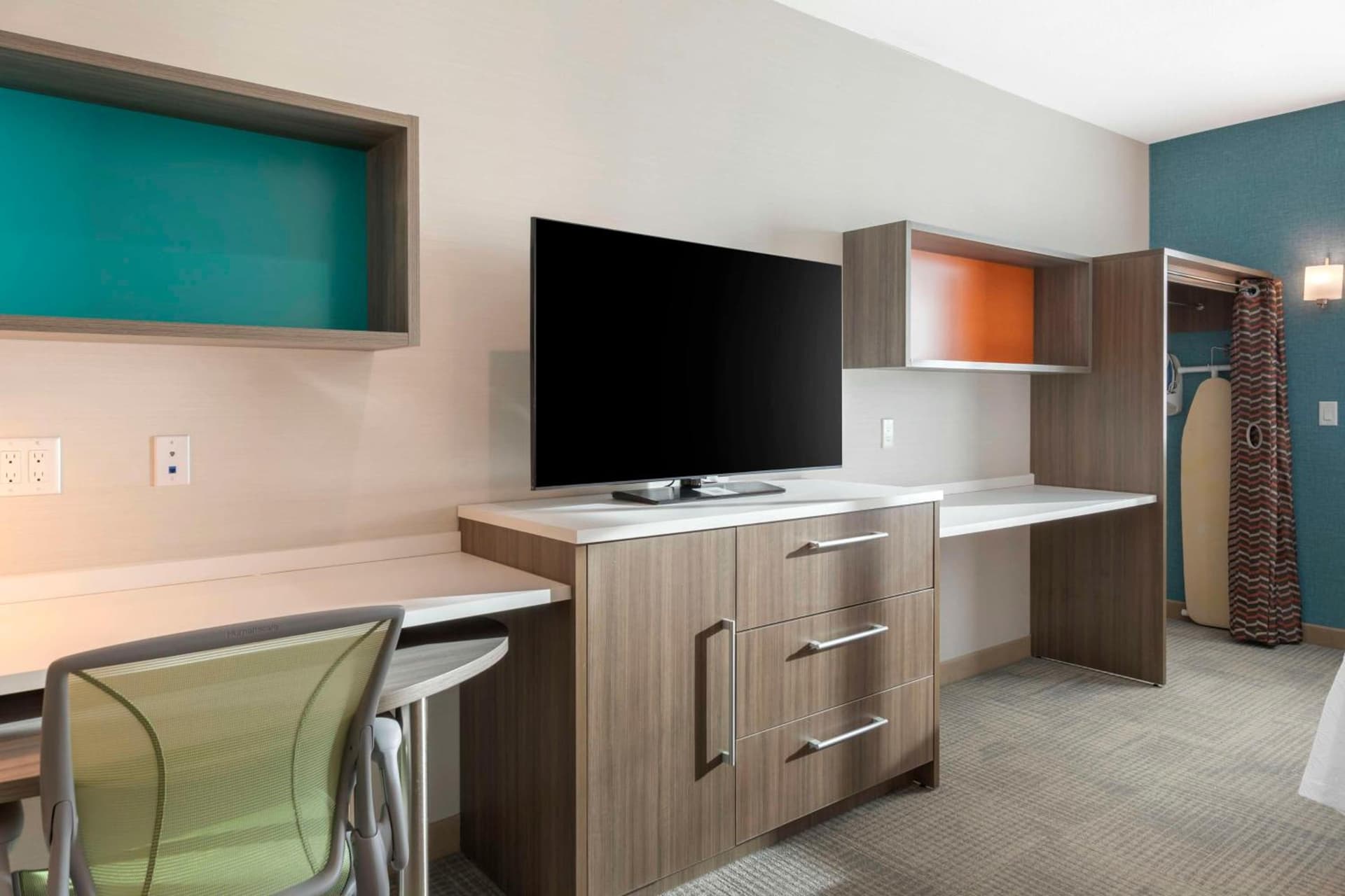 Home2 Suites By Hilton Redlands gallery photo in Redlands, CA — image 29