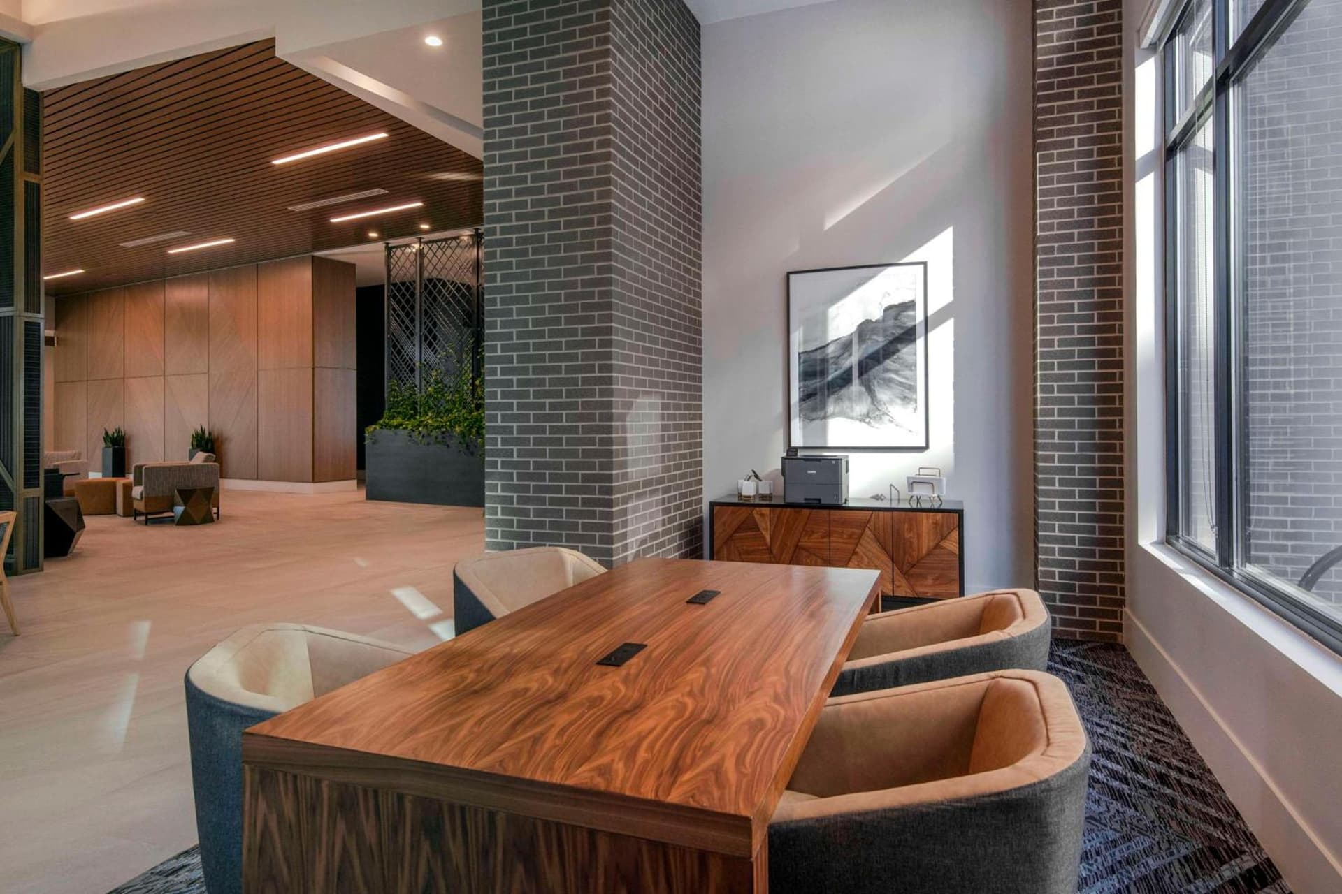Embassy Suites By Hilton Asheville Downtown gallery photo in Asheville, NC — image 10