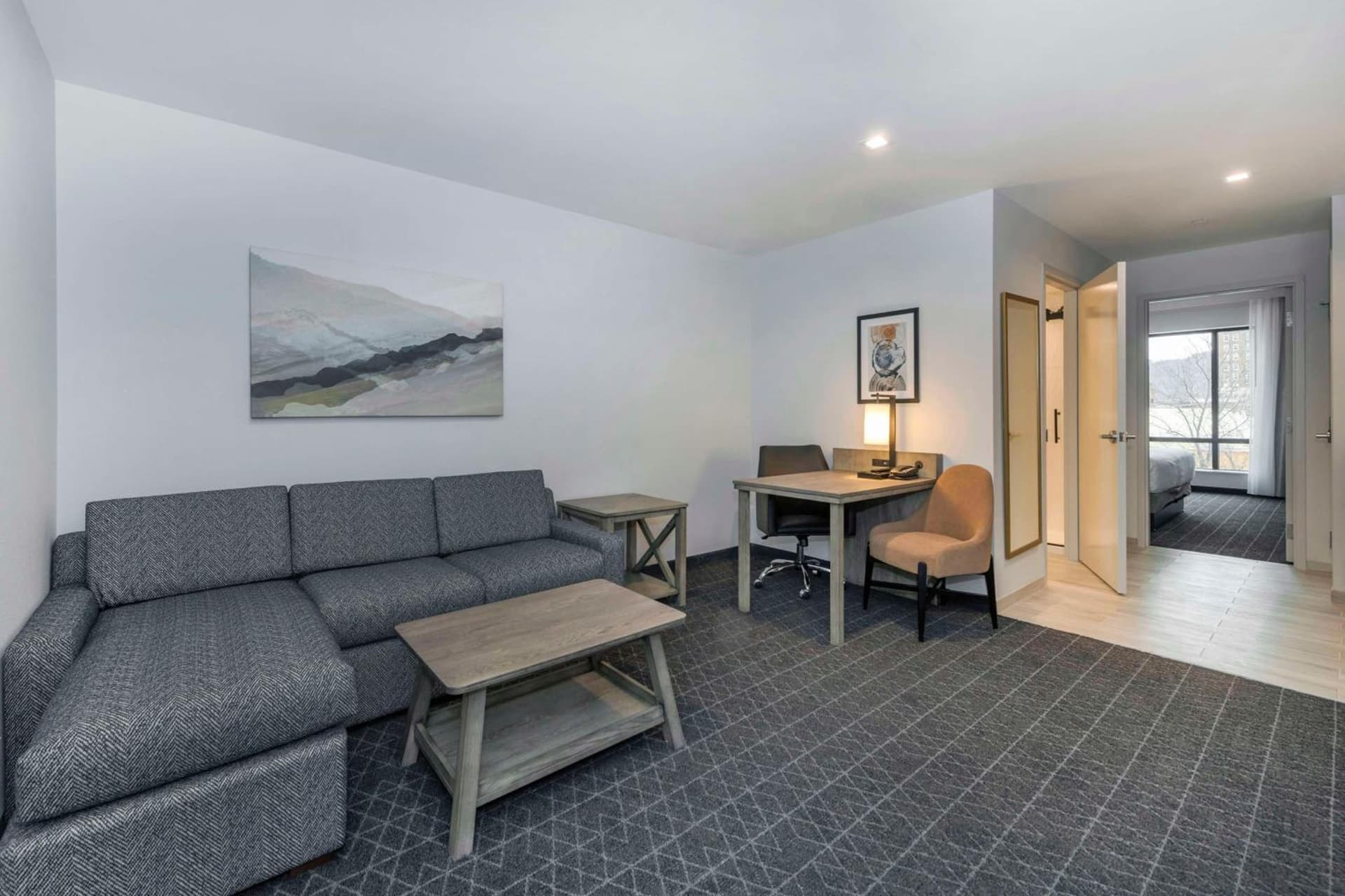 Embassy Suites By Hilton Asheville Downtown gallery photo in Asheville, NC — image 53