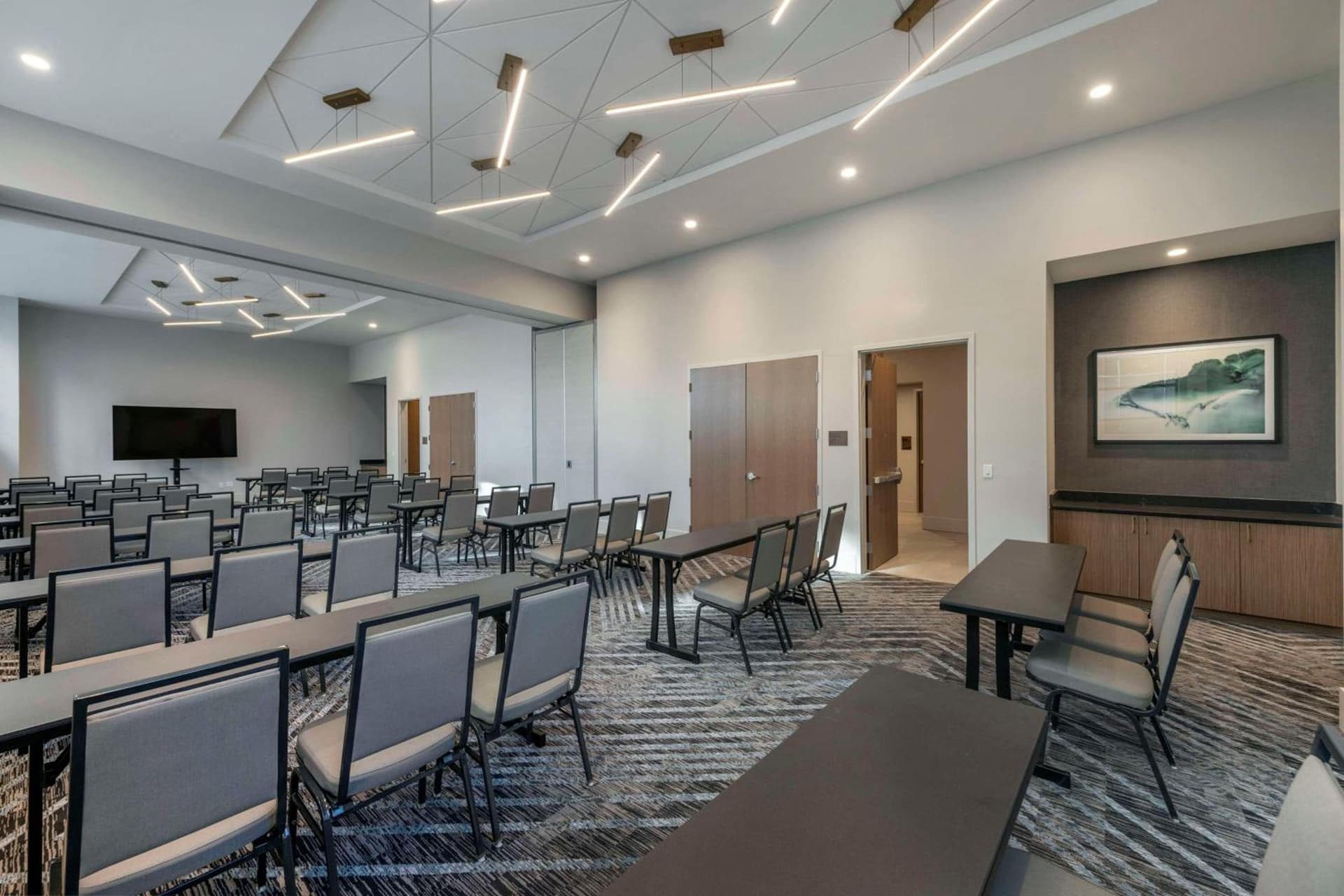 Embassy Suites By Hilton Asheville Downtown gallery photo in Asheville, NC — image 64