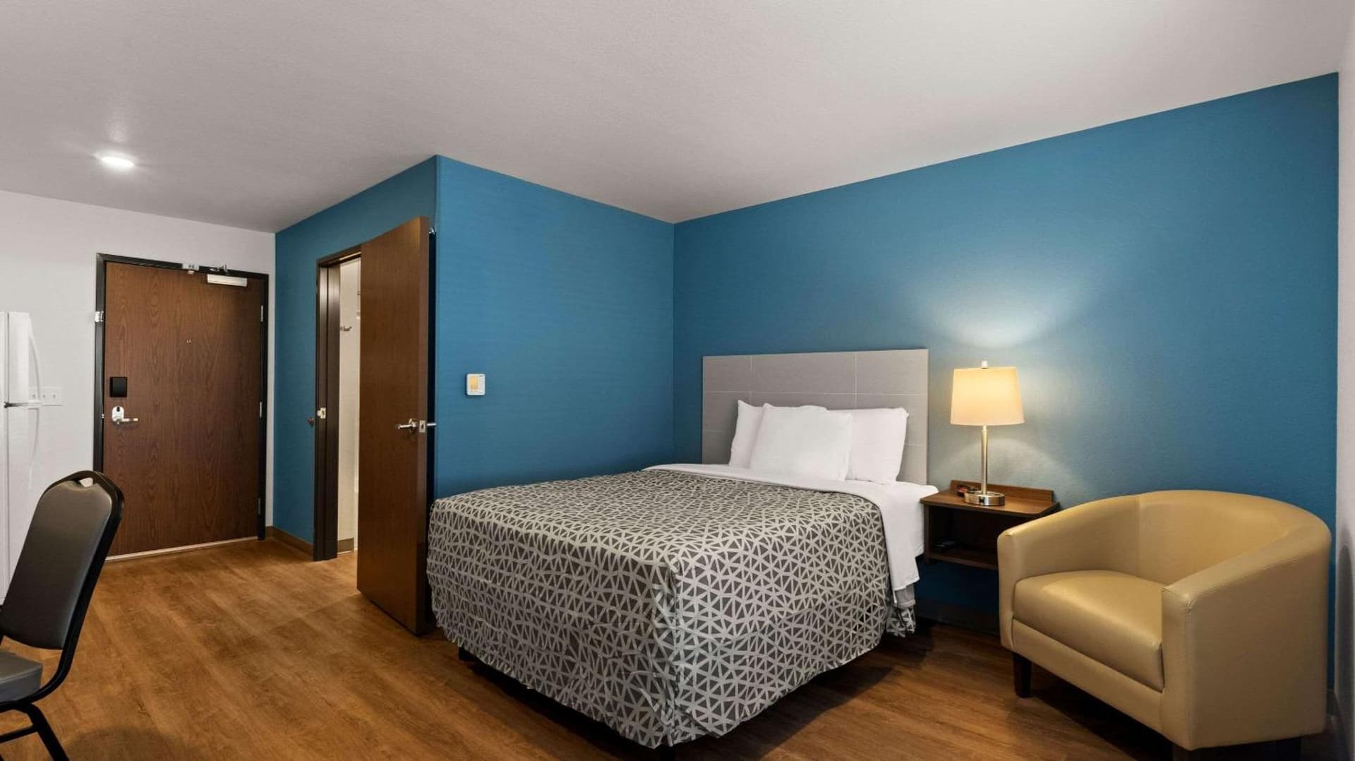 WoodSpring Suites Greeley gallery photo in Greeley, CO — image 21