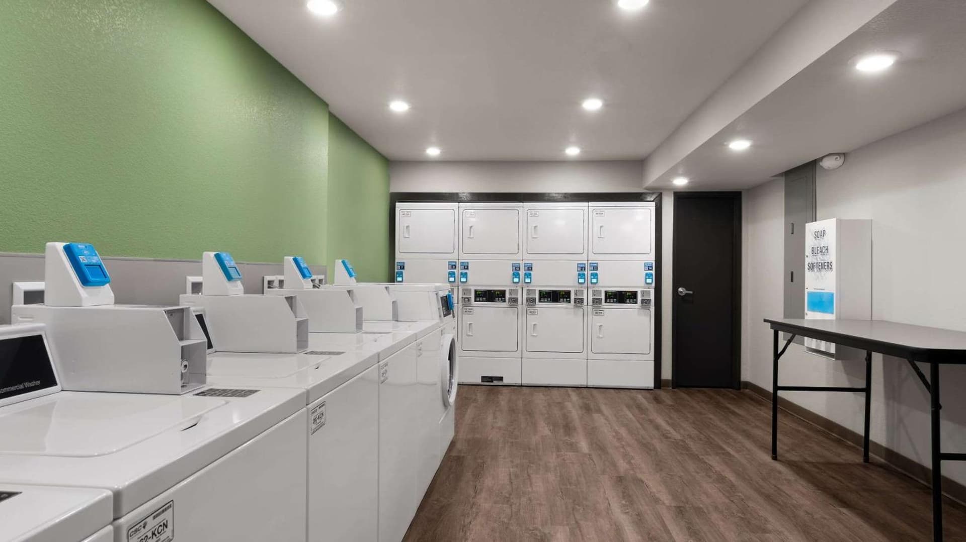 WoodSpring Suites Greeley gallery photo in Greeley, CO — image 28