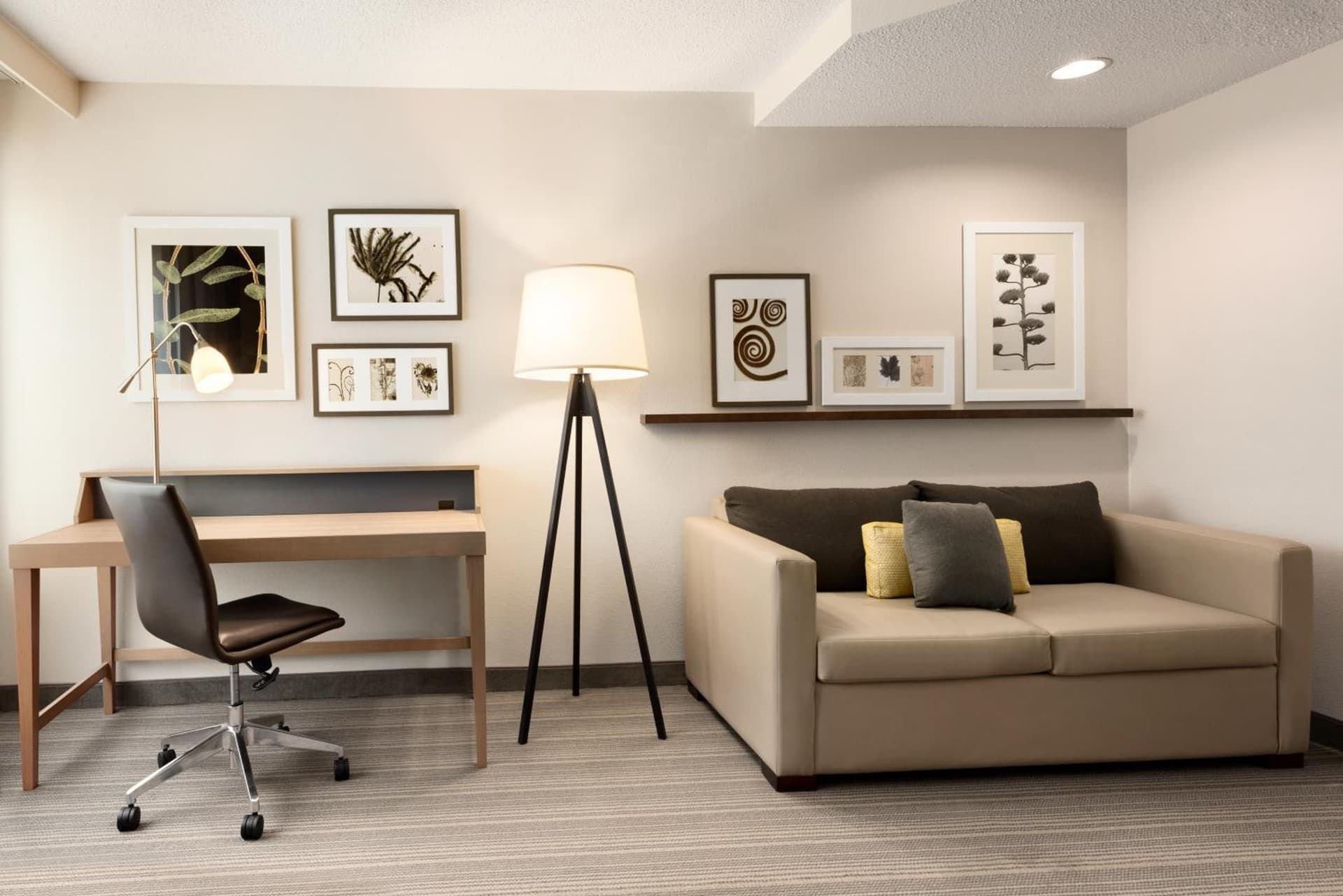 Country Inn & Suites by Radisson, Chippewa Falls, WI gallery photo in Chippewa Falls, WI — image 23