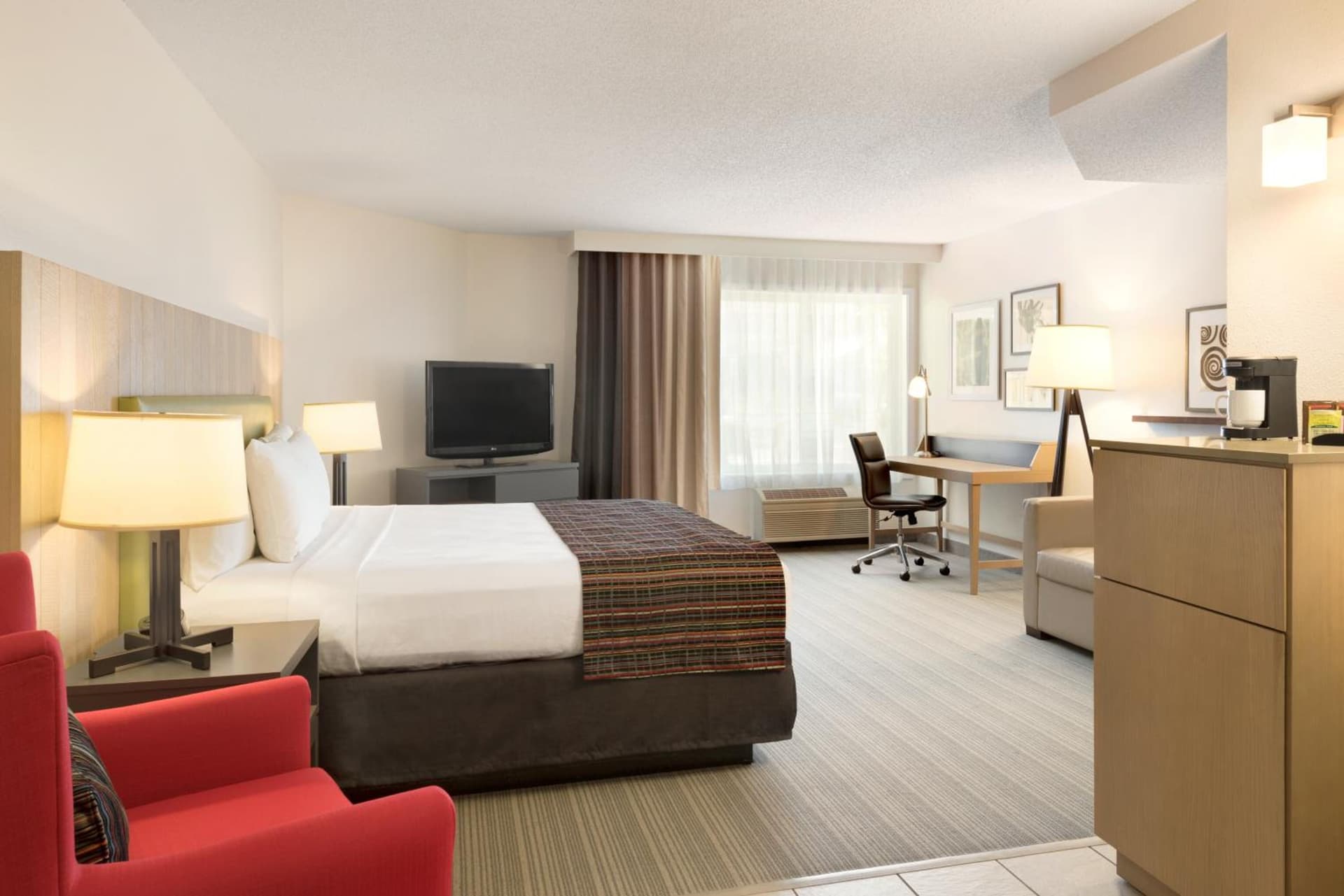 Country Inn & Suites by Radisson, Chippewa Falls, WI gallery photo in Chippewa Falls, WI — image 7