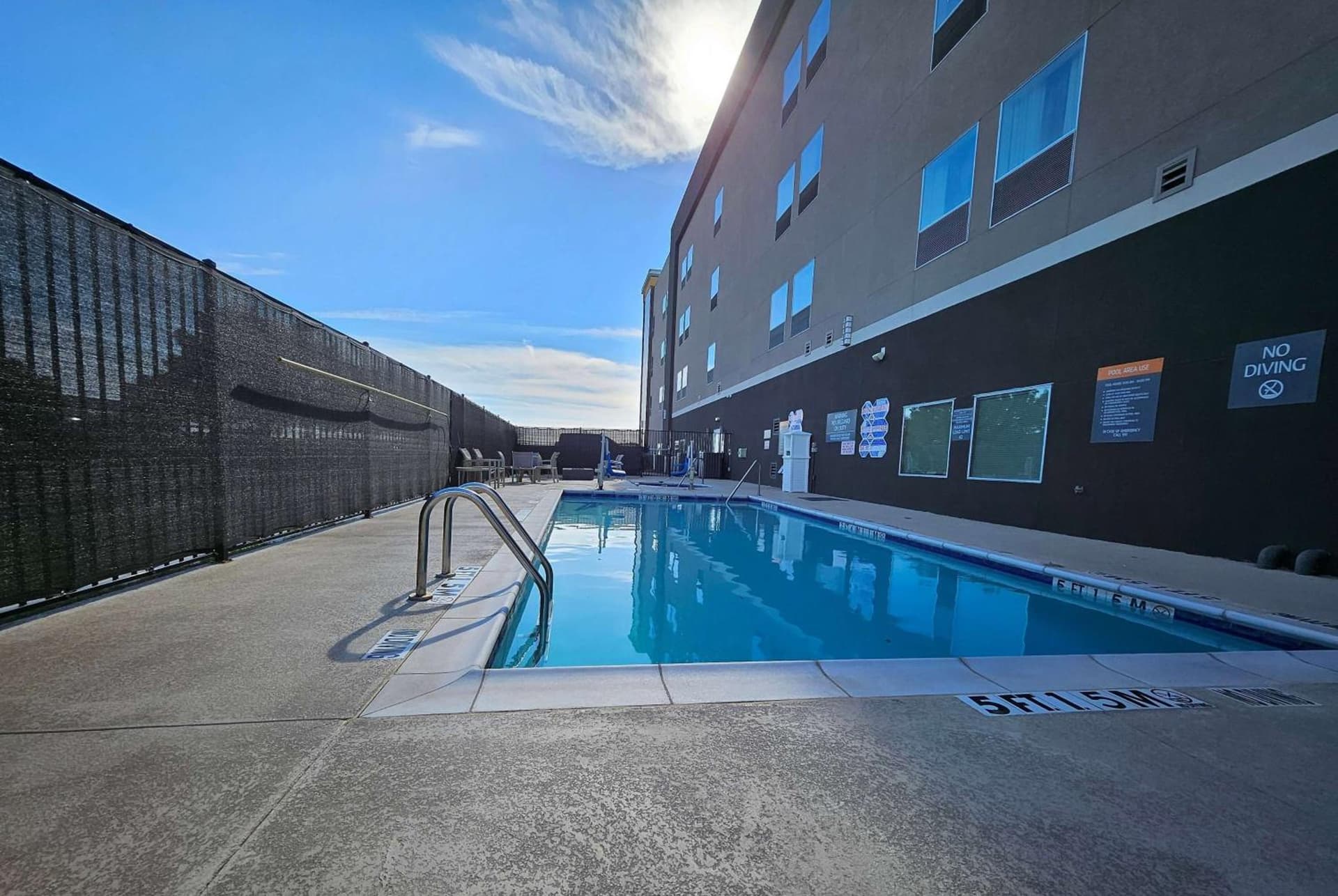 La Quinta Inn & Suites by Wyndham - Red Oak TX IH-35E gallery photo in Red Oak, TX — image 14