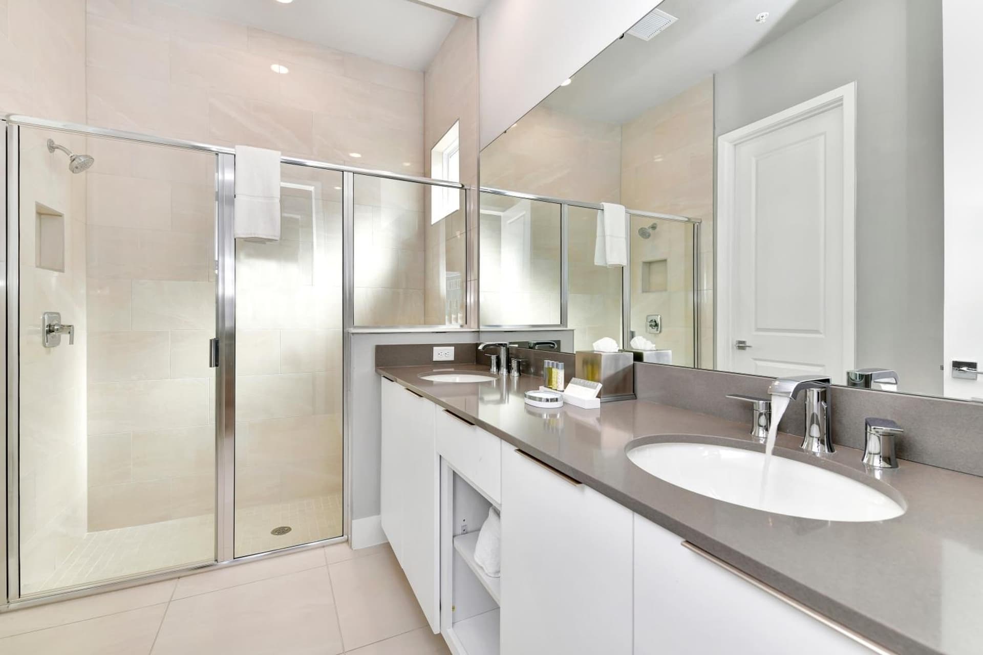 Spectrum Resort Villas Orlando and Waterparks gallery photo in Kissimmee, FL — image 117