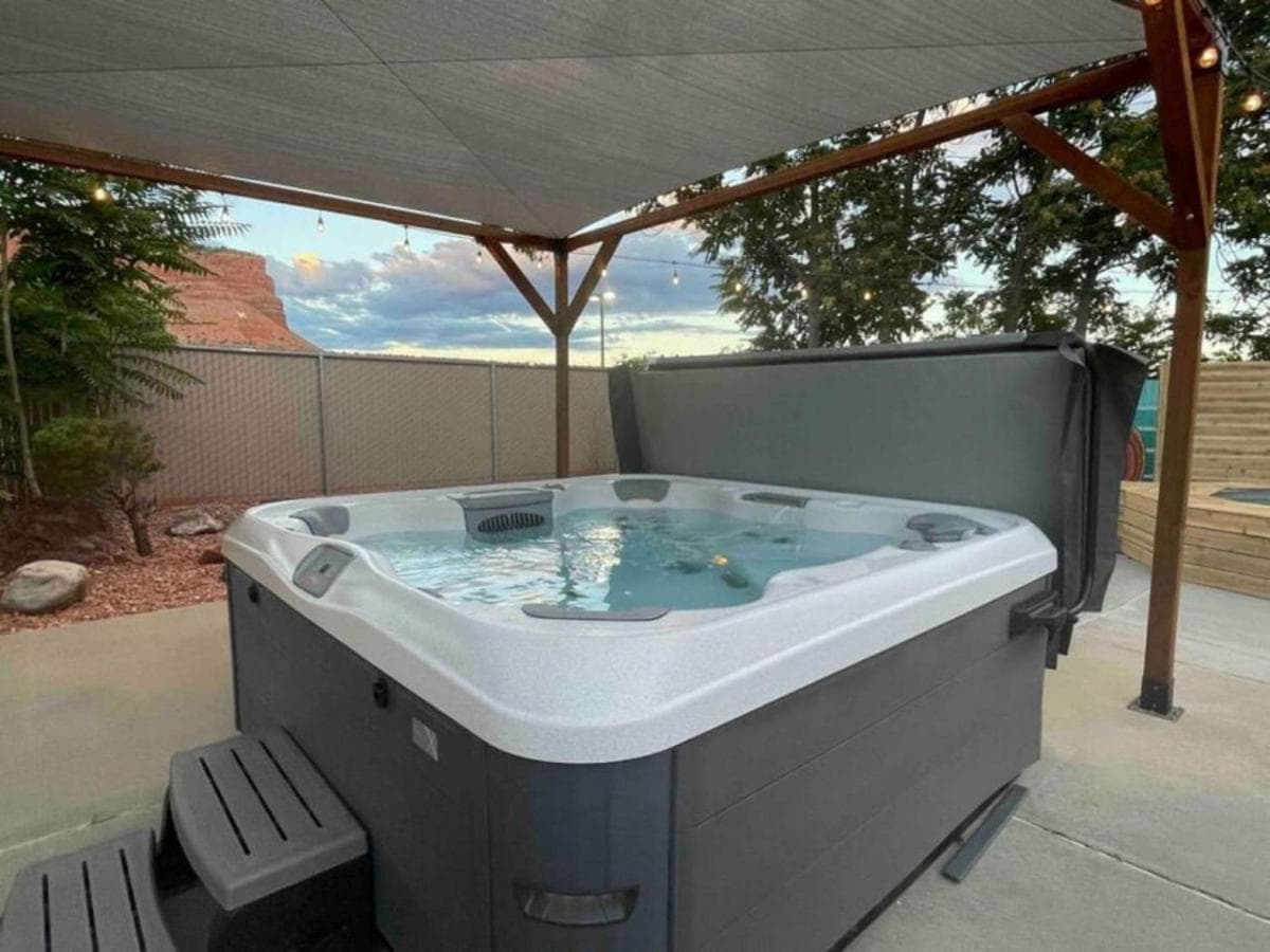 Pet-Friendly Apartment in Downtown Kanab | Hot Tub featured exterior or lobby in Kanab, UT — similar hotel
