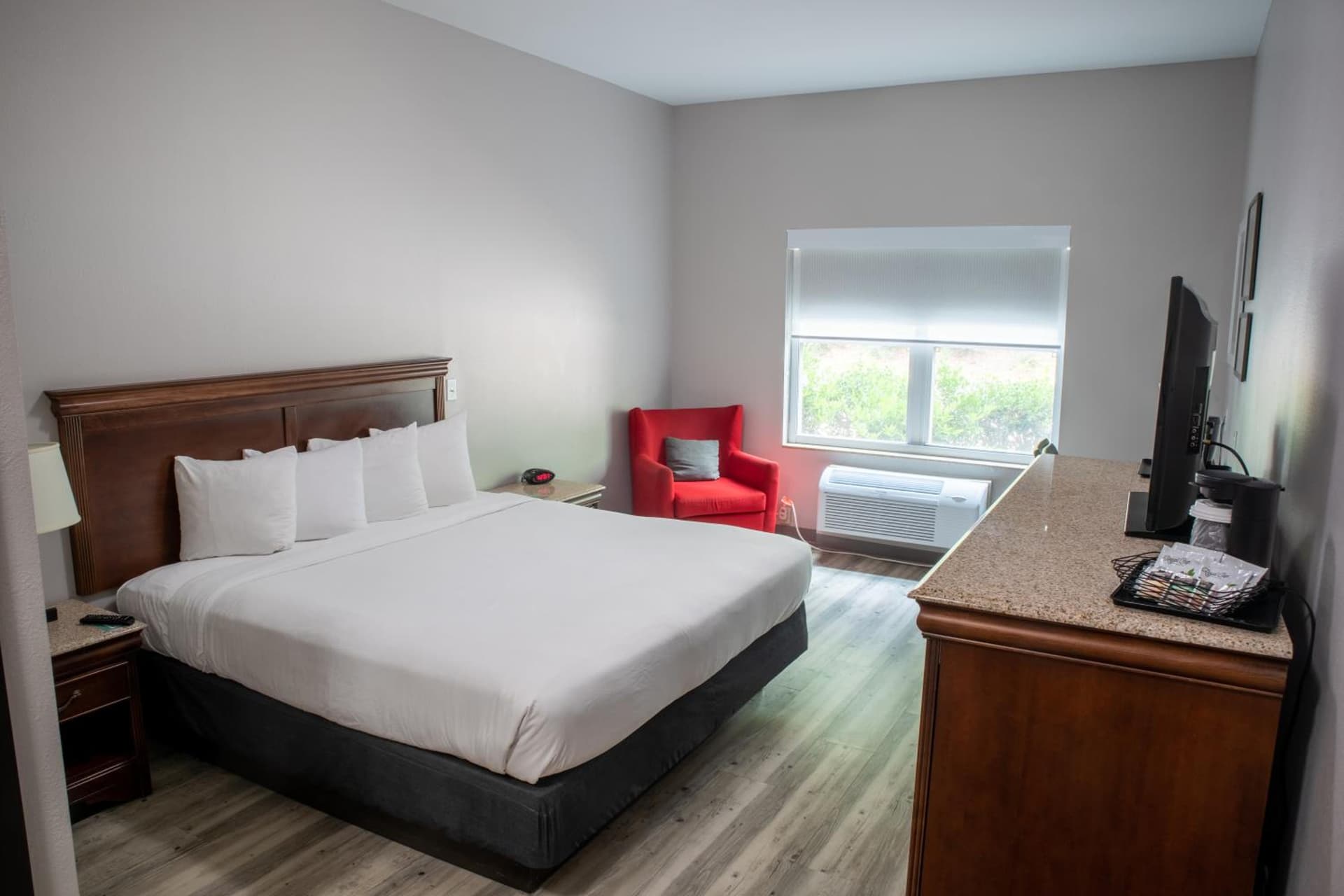 Country Inn & Suites by Radisson, Wilmington, NC gallery photo in Wilmington, NC — image 10