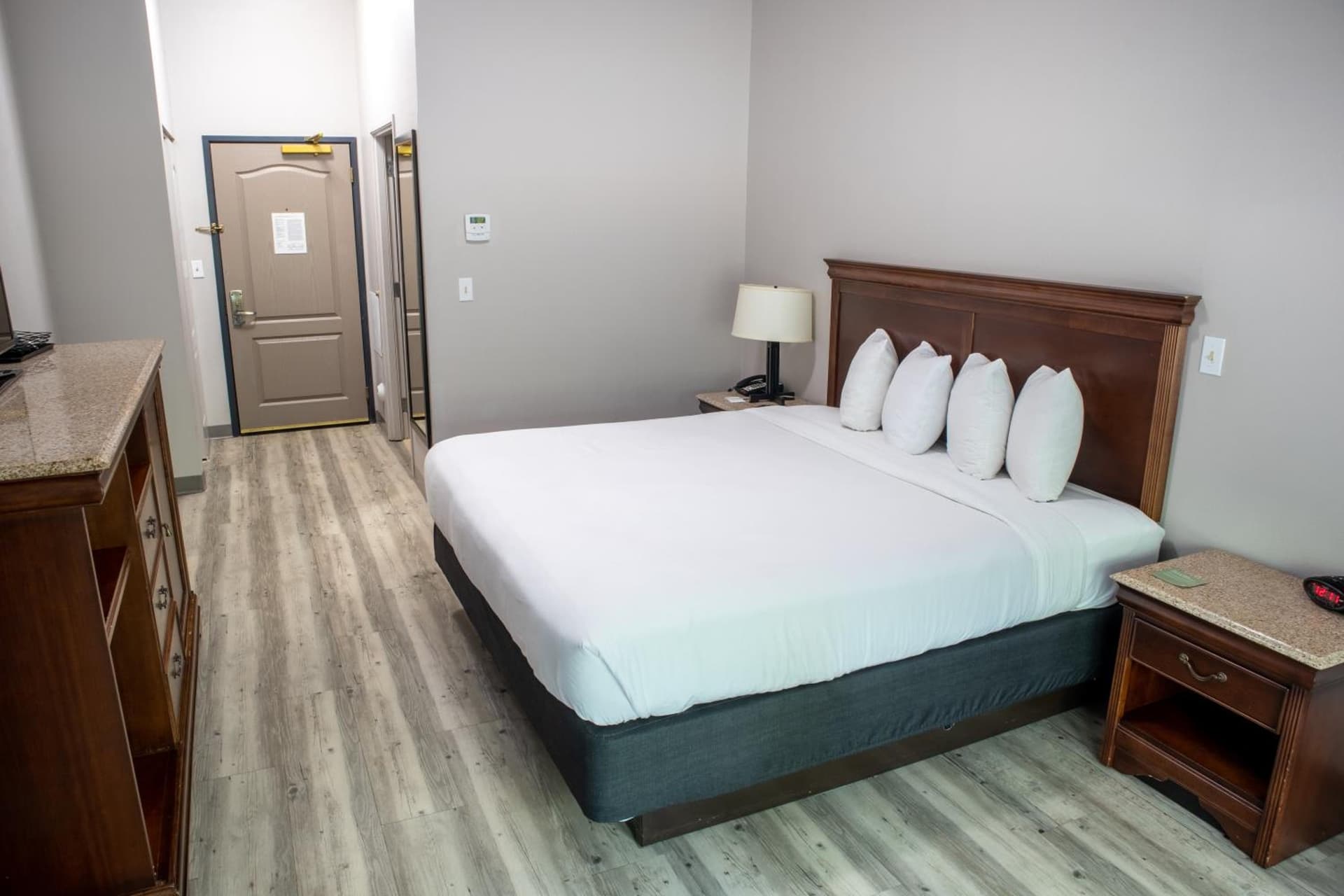Country Inn & Suites by Radisson, Wilmington, NC gallery photo in Wilmington, NC — image 35