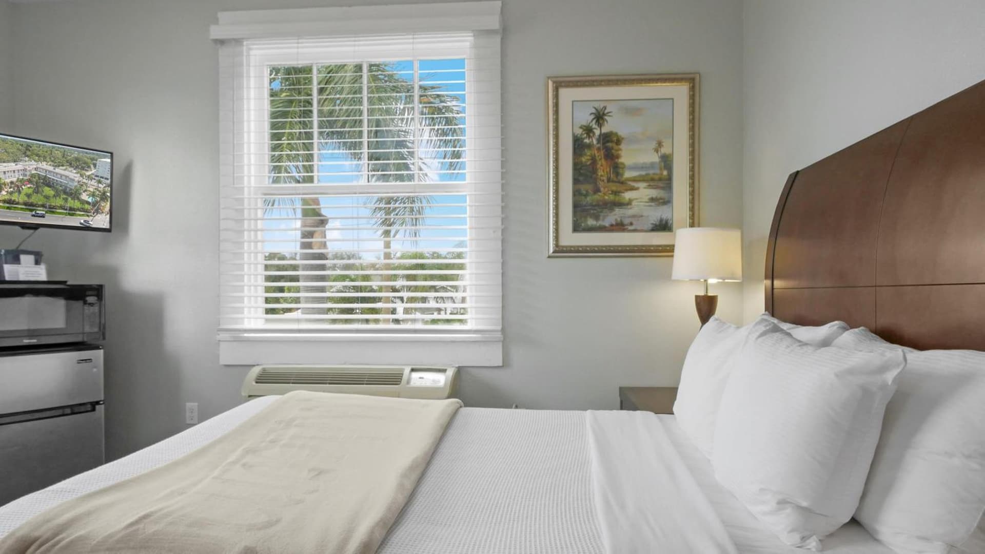 Crystal Bay Historic Hotel gallery photo in St Petersburg, FL — image 17