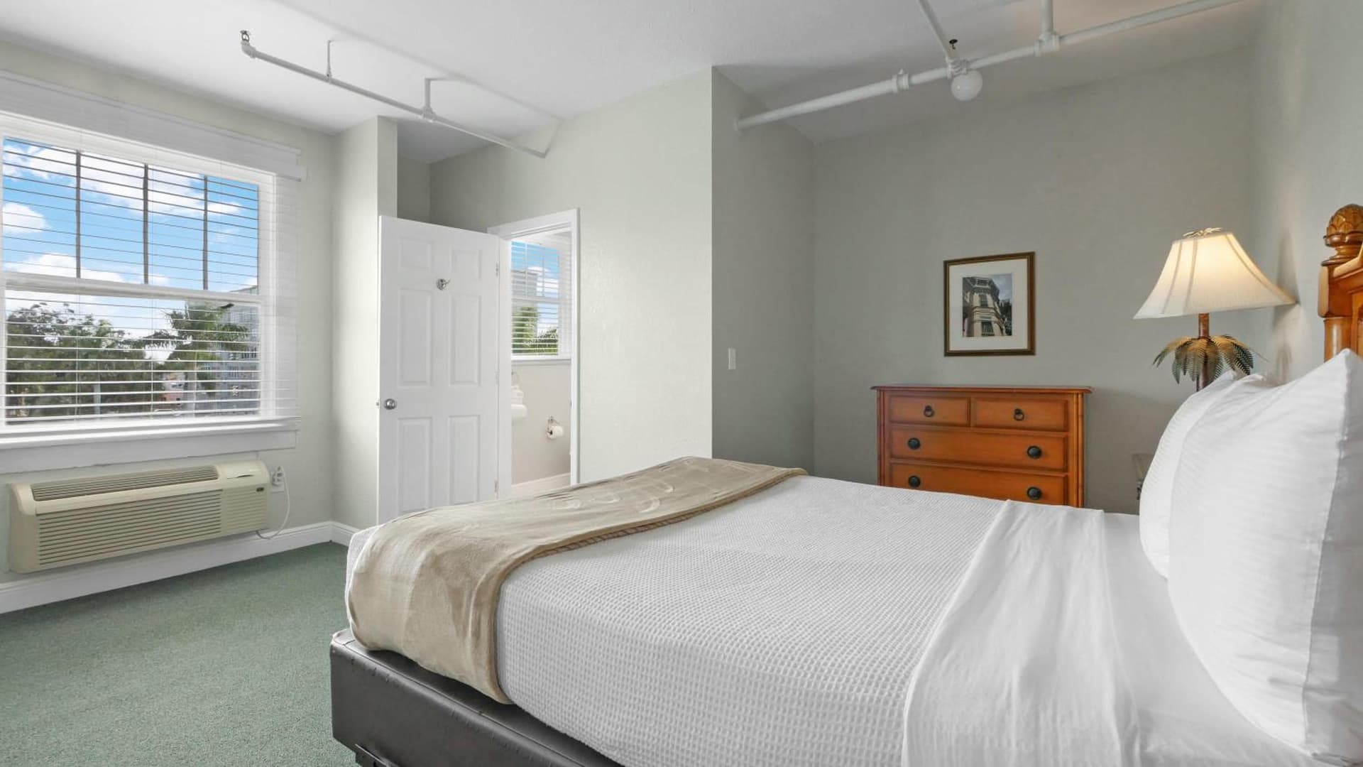 Crystal Bay Historic Hotel gallery photo in St Petersburg, FL — image 85