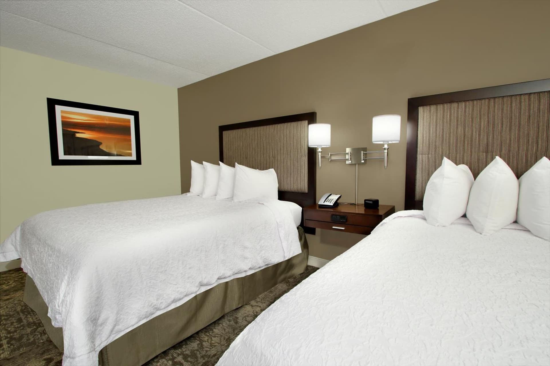 Hampton Inn & Suites By Hilton - Rockville Centre gallery photo in Rockville Centre, NY — image 24