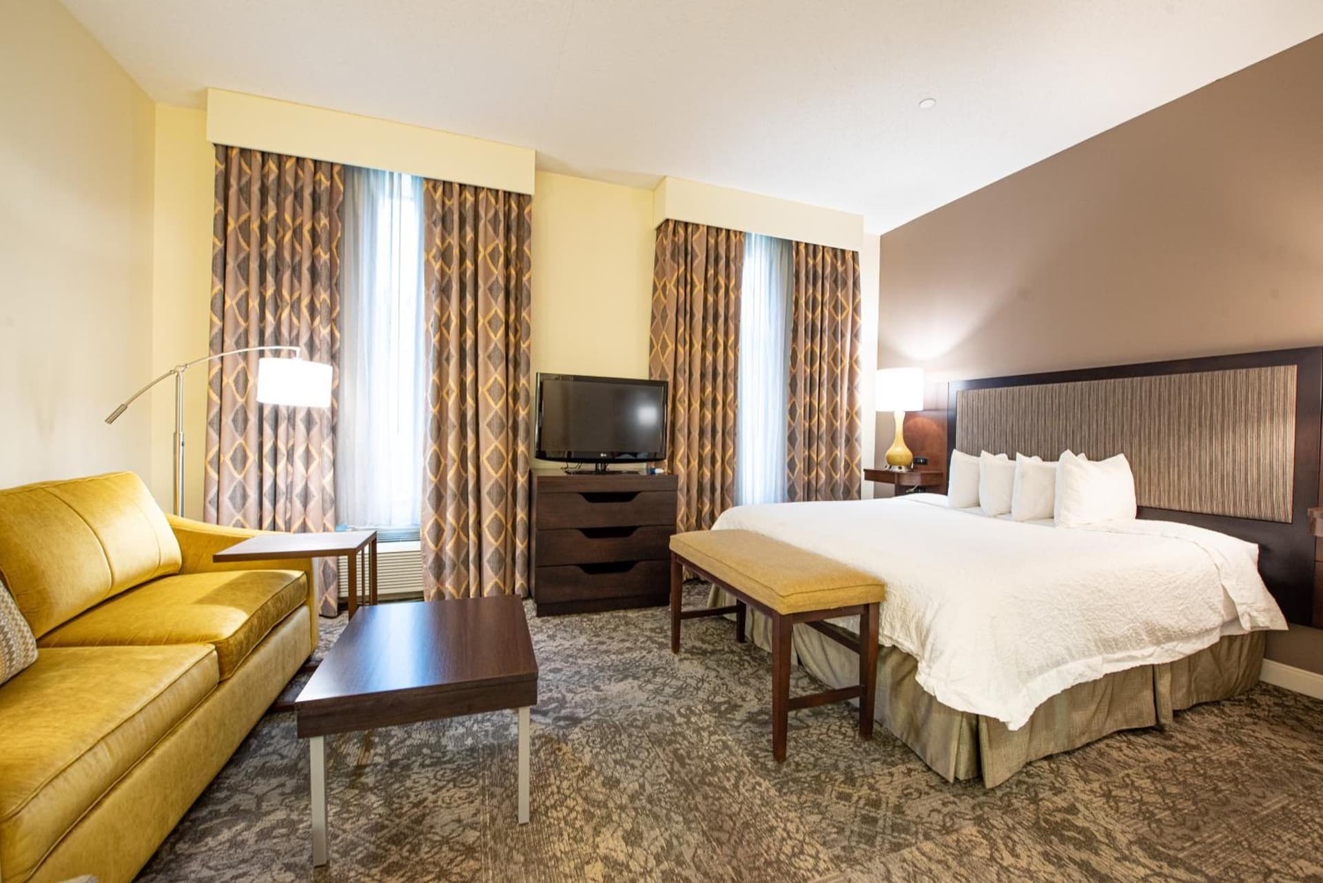 Hampton Inn & Suites By Hilton - Rockville Centre gallery photo in Rockville Centre, NY — image 43