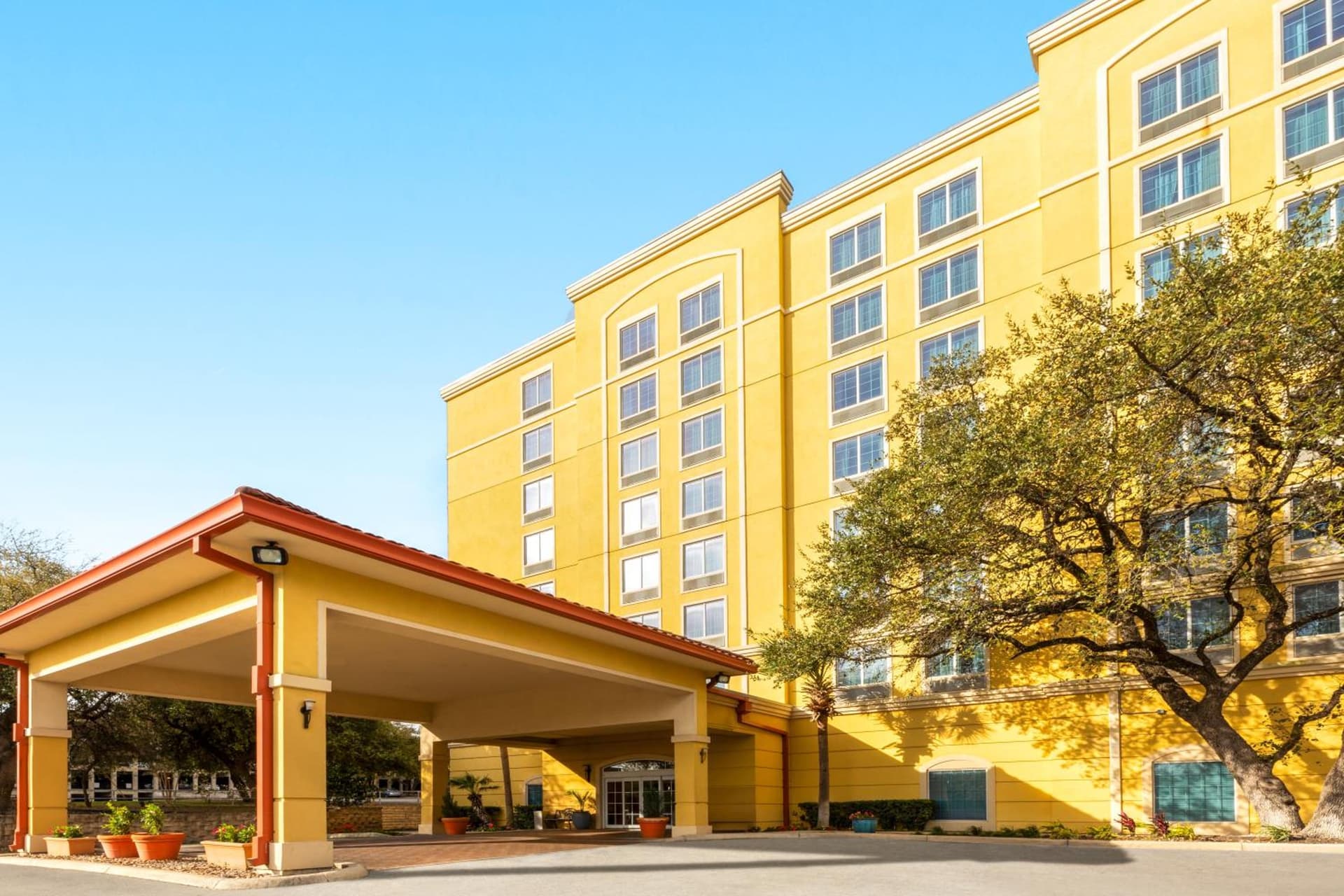La Quinta by Wyndham San Antonio Medical Ctr. NW gallery photo in San Antonio, TX — image 70