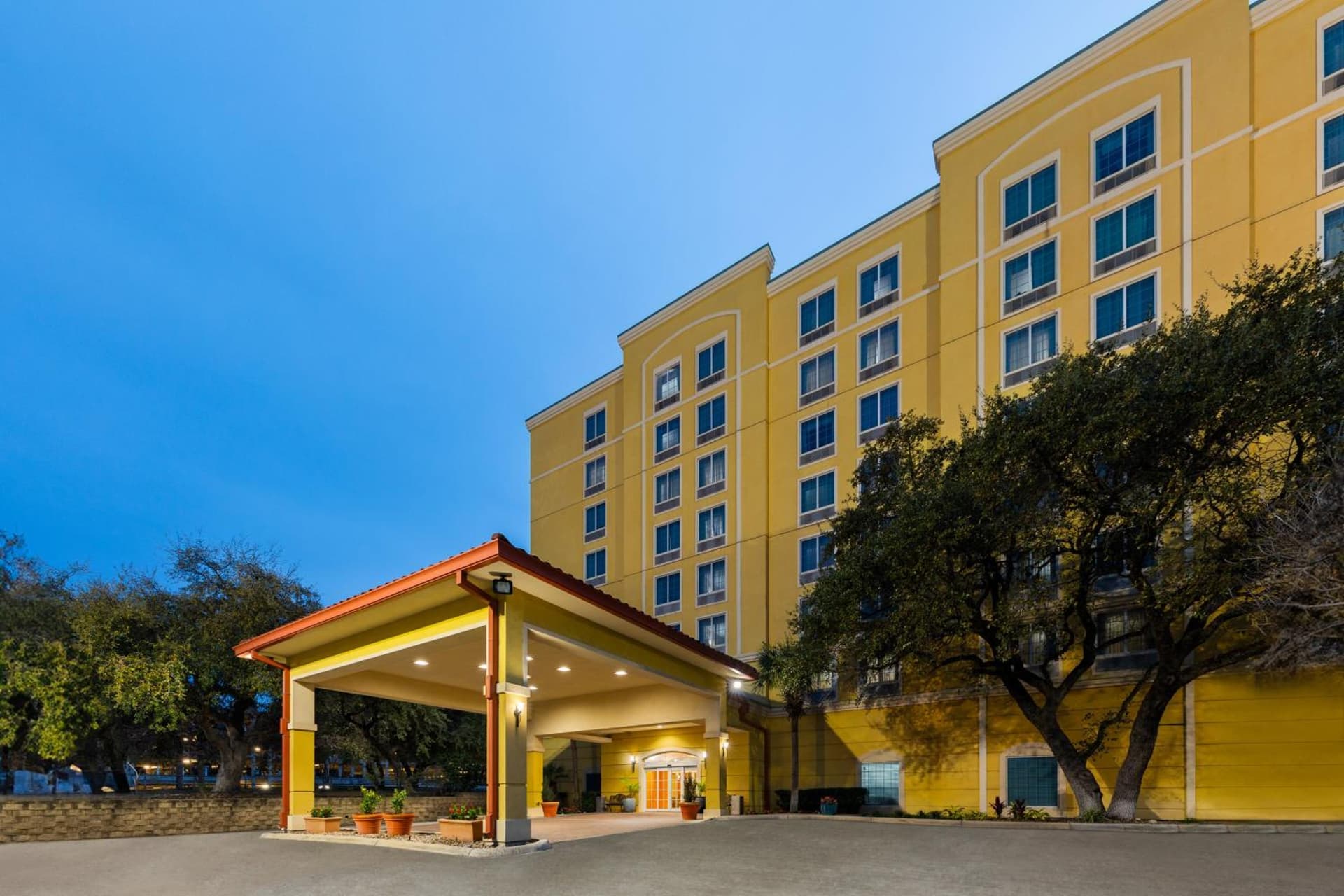 La Quinta by Wyndham San Antonio Medical Ctr. NW gallery photo in San Antonio, TX — image 38
