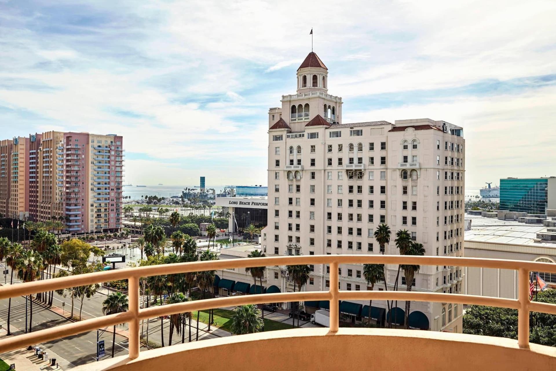 Marriott Long Beach Downtown gallery photo in Long Beach, CA — image 39