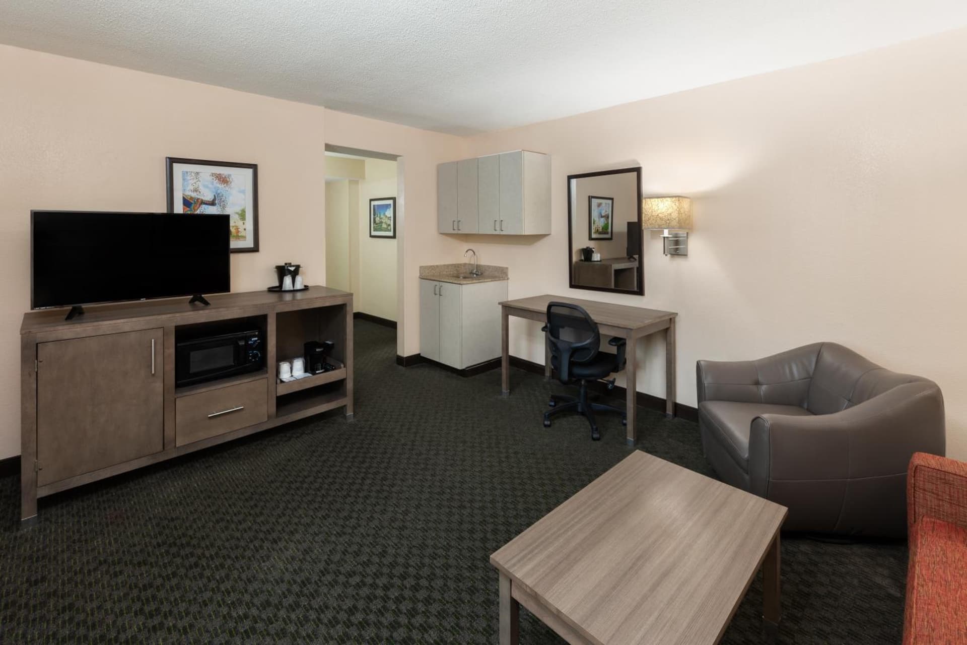 La Quinta by Wyndham San Antonio Medical Ctr. NW gallery photo in San Antonio, TX — image 7