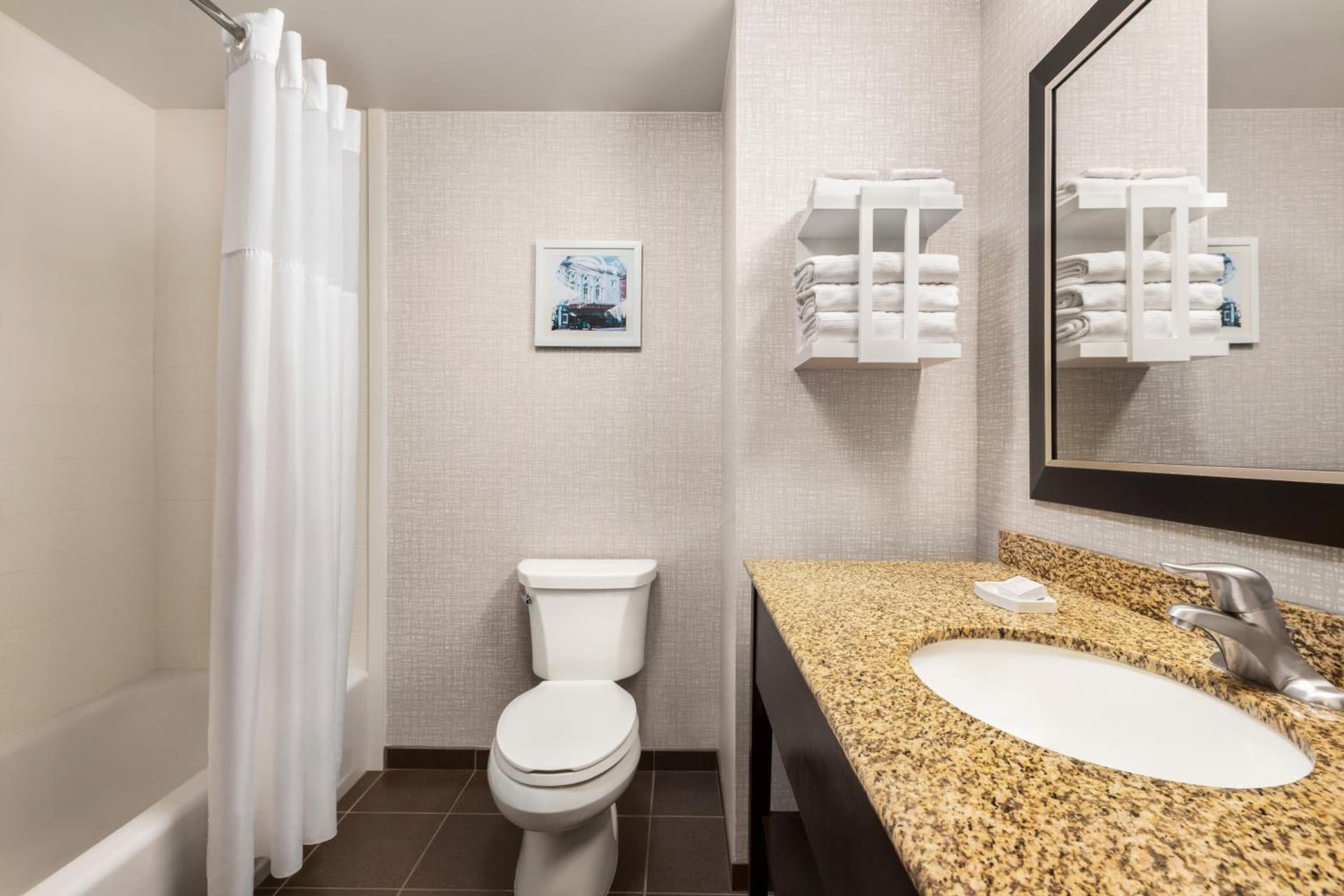Hampton Inn & Suites York South gallery photo in York, PA — image 56