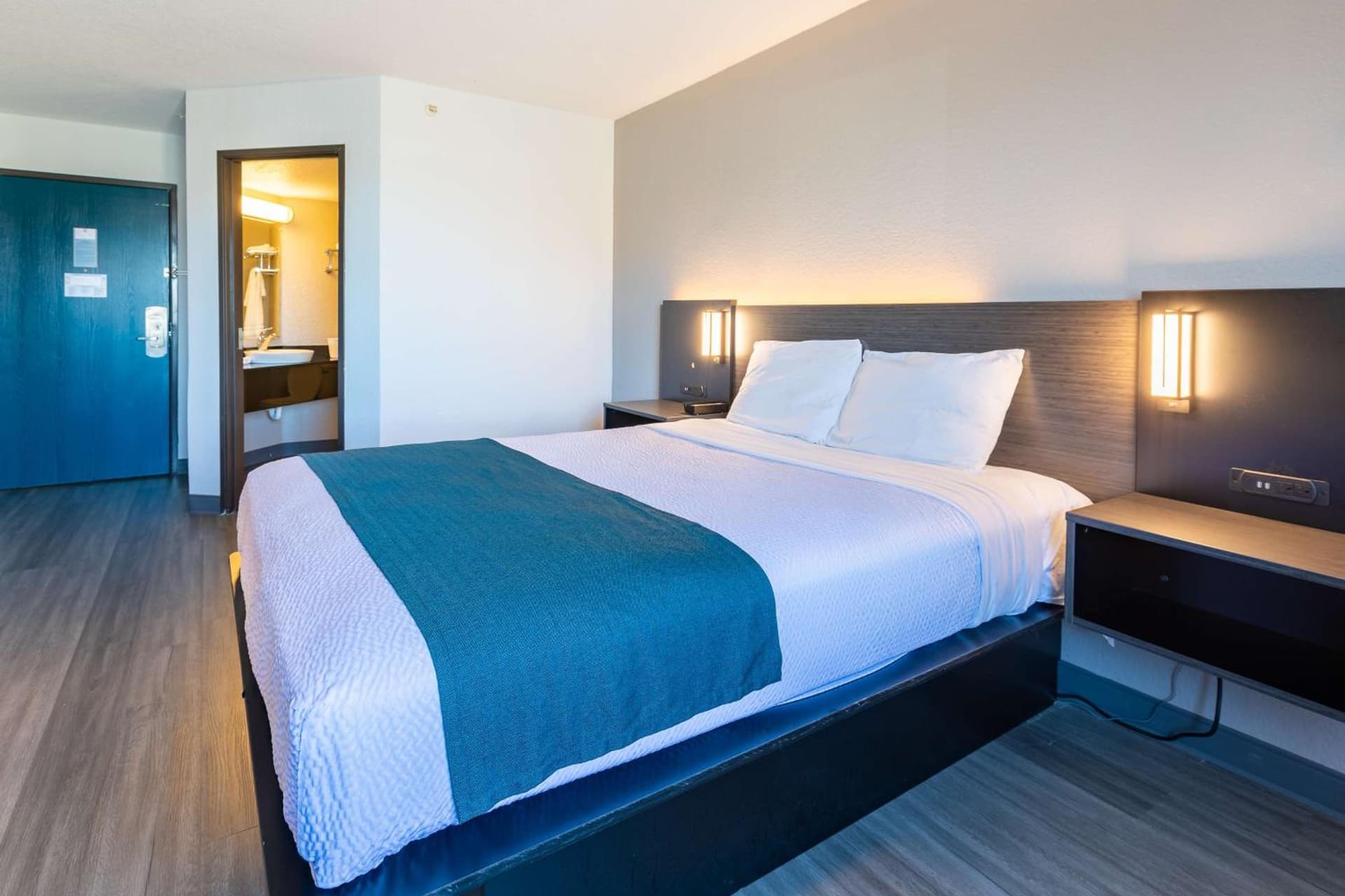Motel 6-Fort Lupton, CO gallery photo in Fort Lupton, CO — image 19