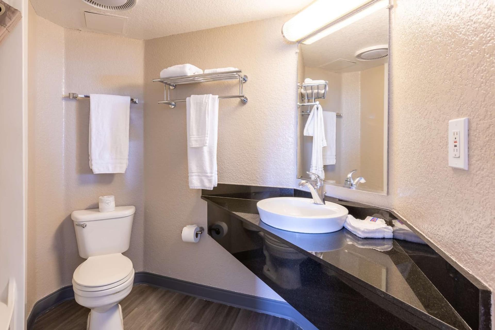Motel 6-Fort Lupton, CO gallery photo in Fort Lupton, CO — image 28