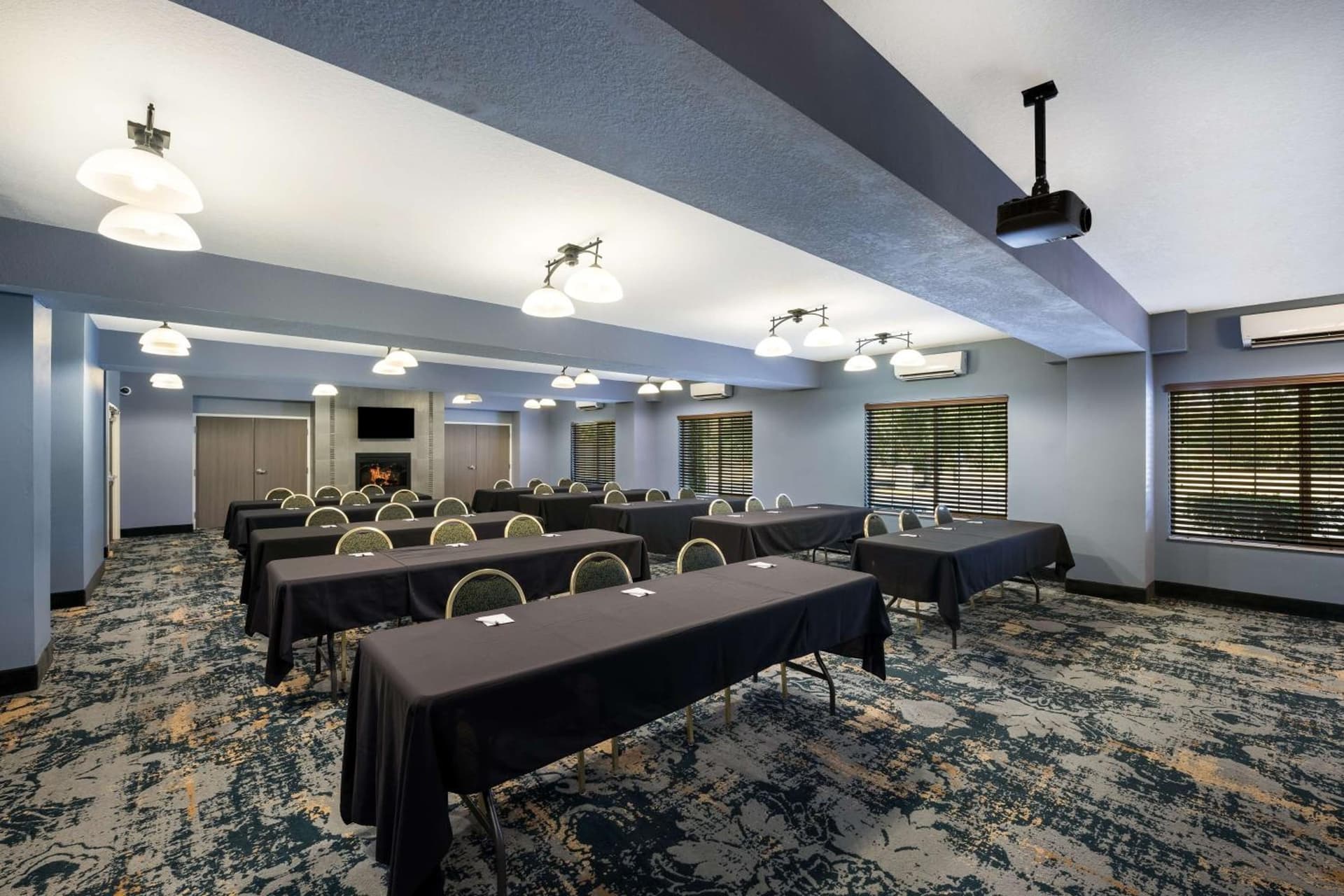Best Western PLUS Mountain View Auburn Inn gallery photo in Auburn, WA — image 11