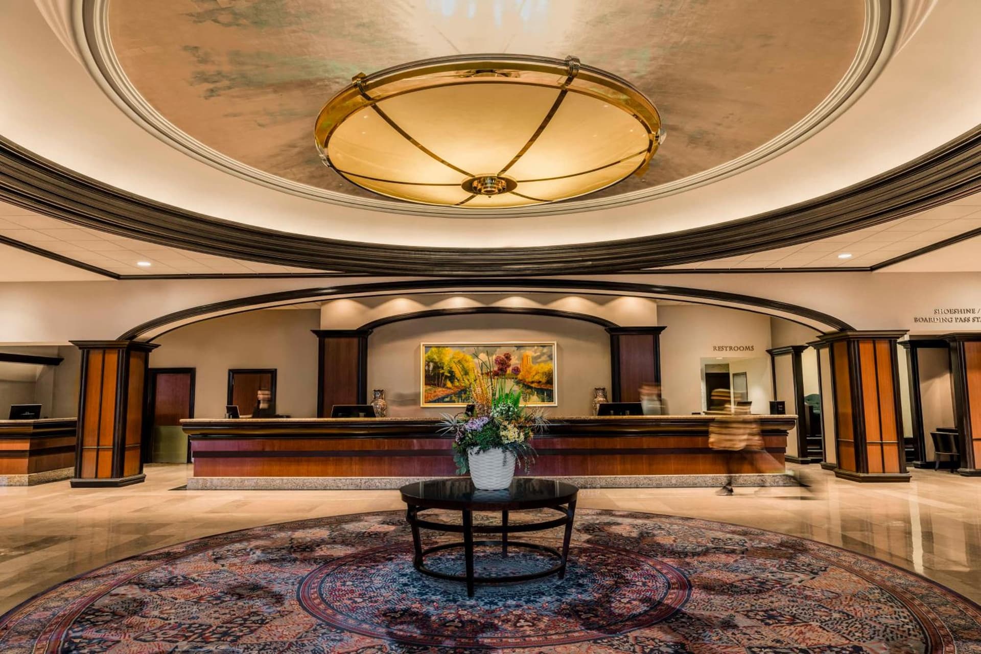 Amway Grand Plaza Hotel, Curio Collection by Hilton gallery photo in Grand Rapids, MI — image 57
