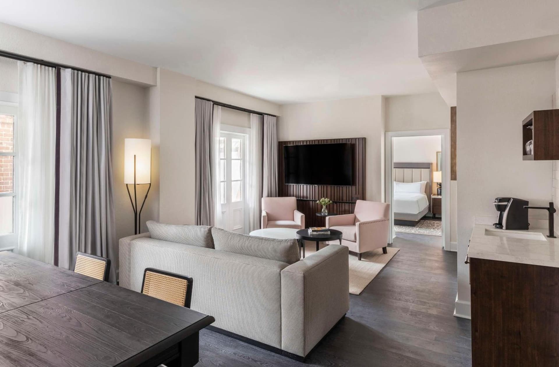 Mills House Charleston, Curio Collection by Hilton gallery photo in Charleston, SC — image 39