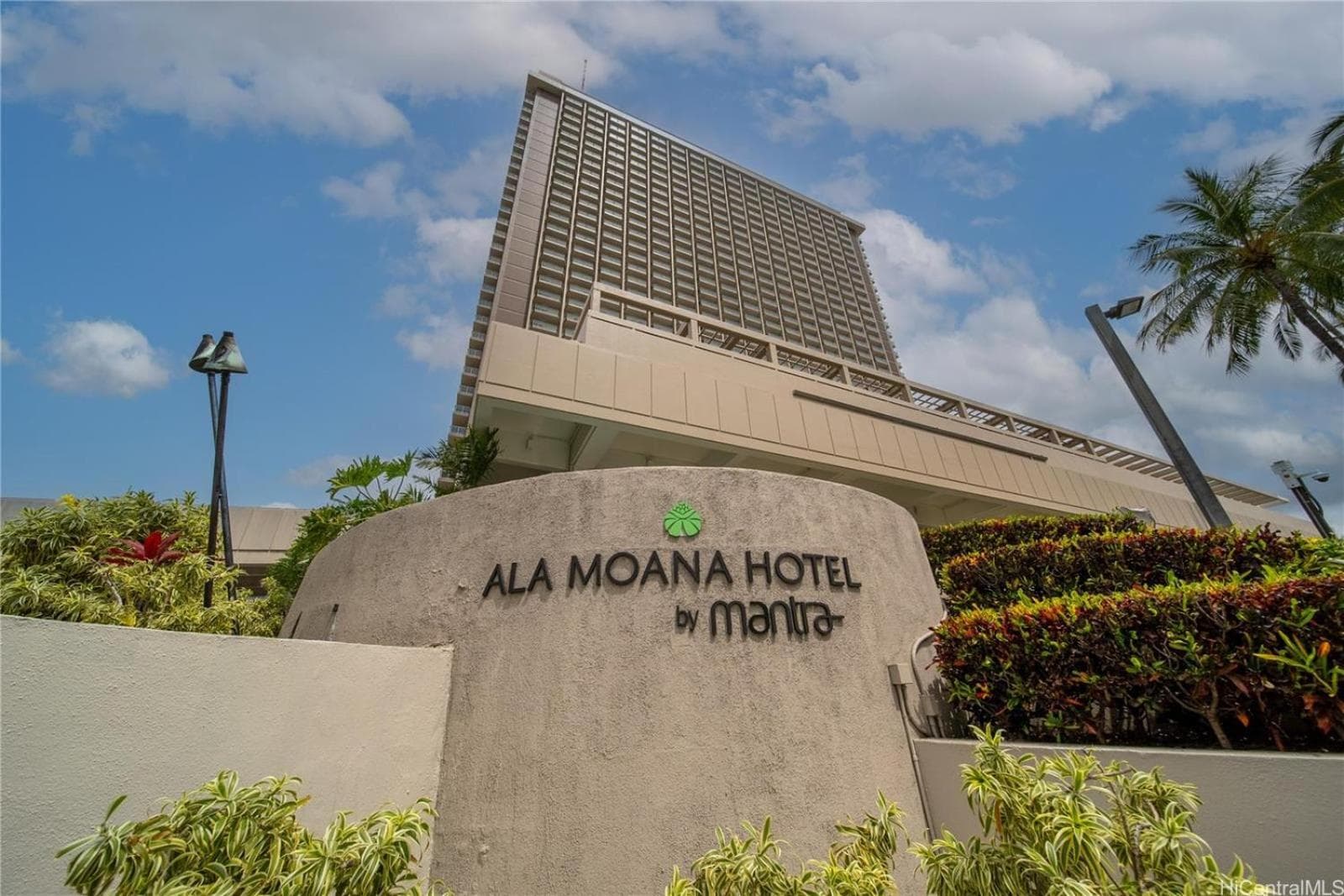 Luxury Ala Moana Resort 25th floor with balcony featured exterior or lobby in Honolulu, HI — similar hotel