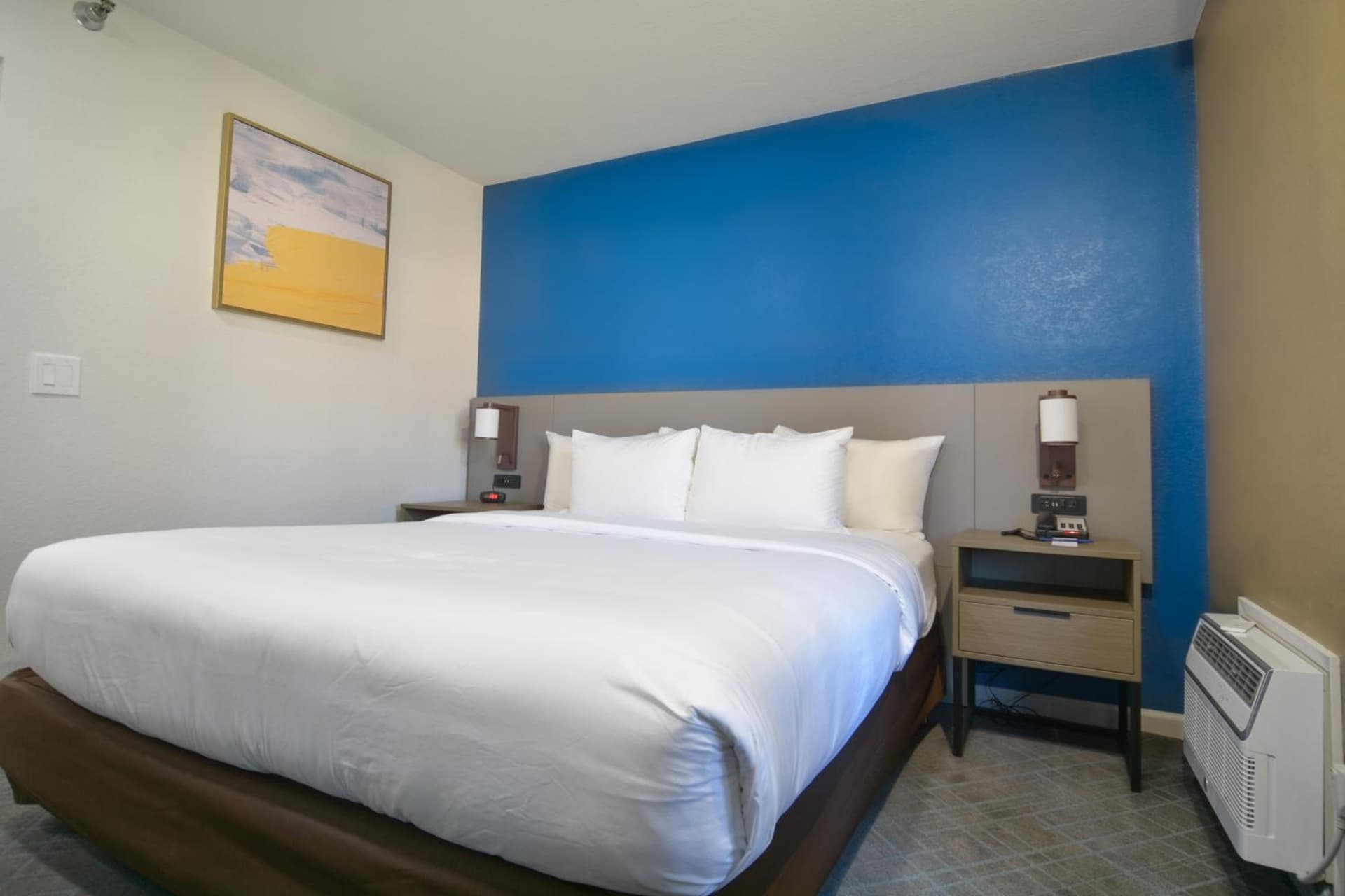 Comfort Inn & Suites Moreno Valley near March Air Reserve Base gallery photo in Moreno Valley, CA — image 12