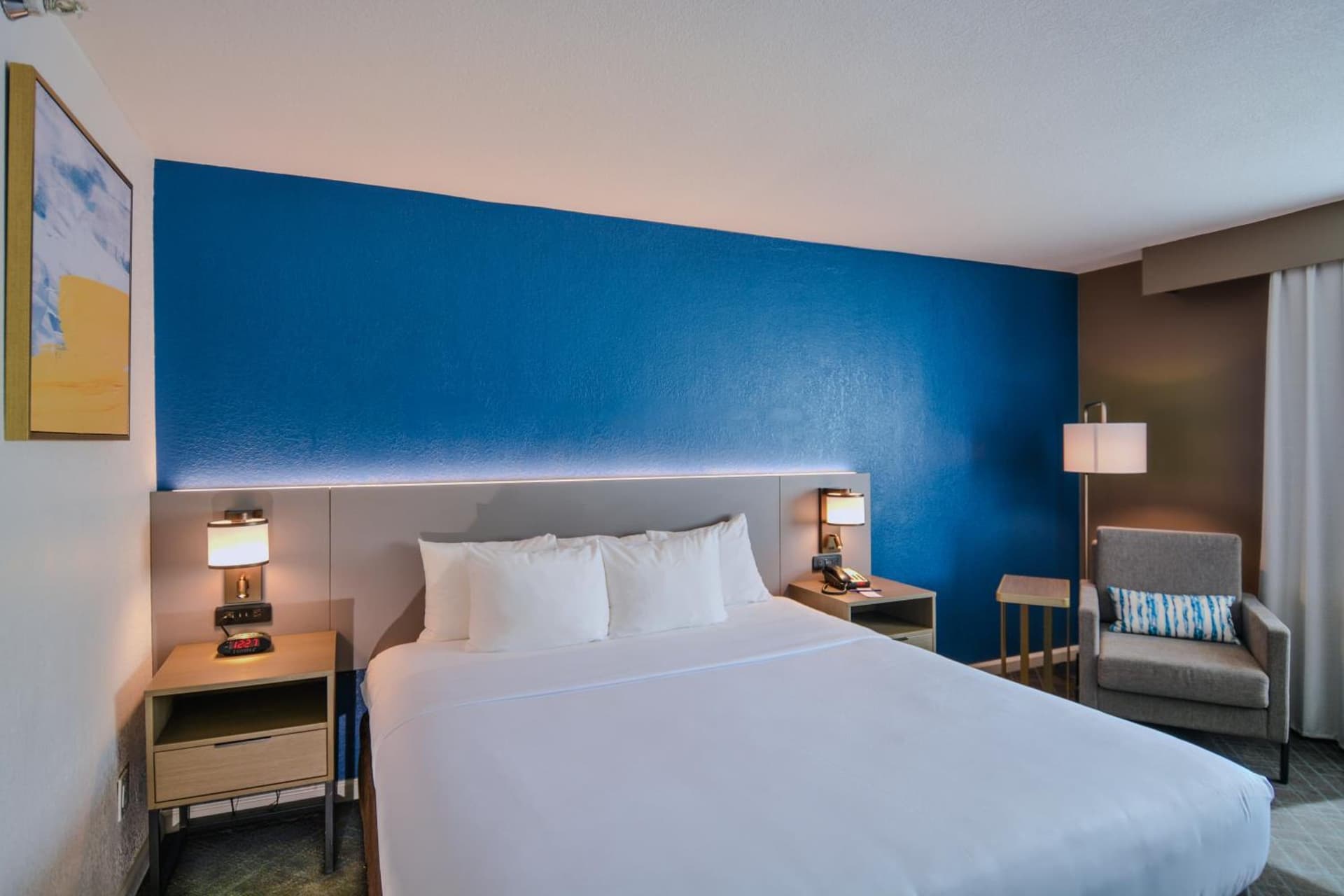Comfort Inn & Suites Moreno Valley near March Air Reserve Base gallery photo in Moreno Valley, CA — image 9