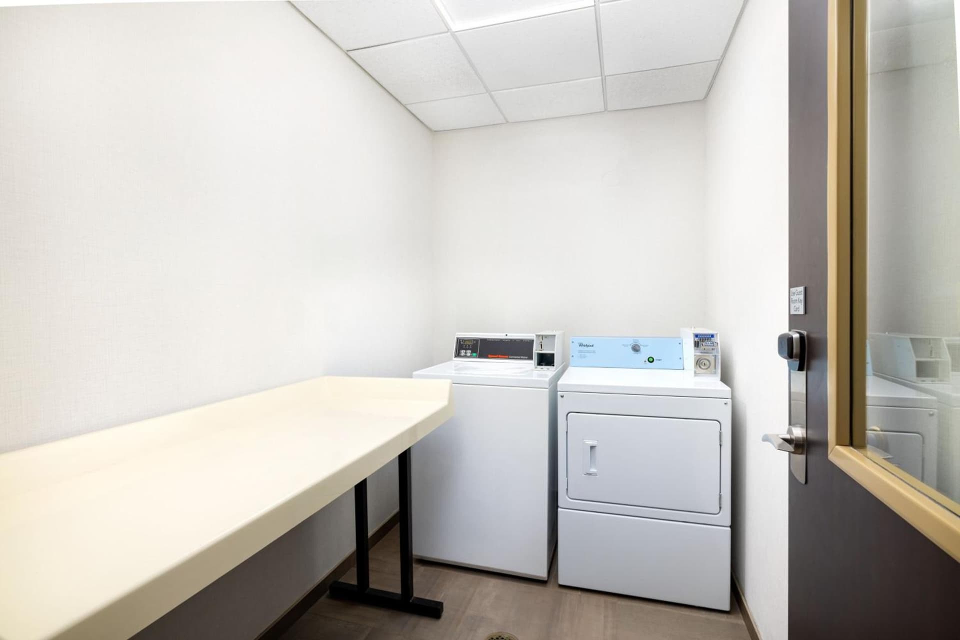 Courtyard by Marriott Concord gallery photo in Concord, NH — image 16
