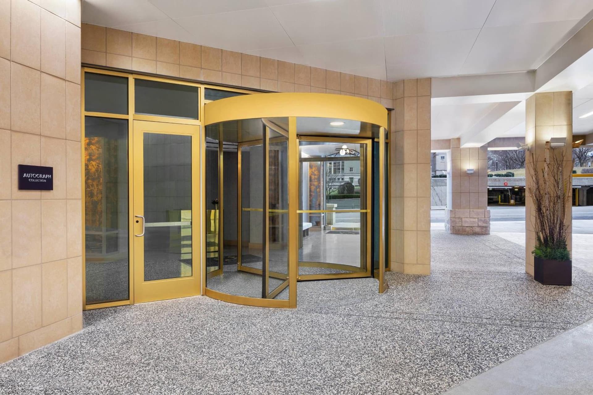 The Oaklander Hotel, Autograph Collection property views in Pittsburgh, PA — gallery photo 3