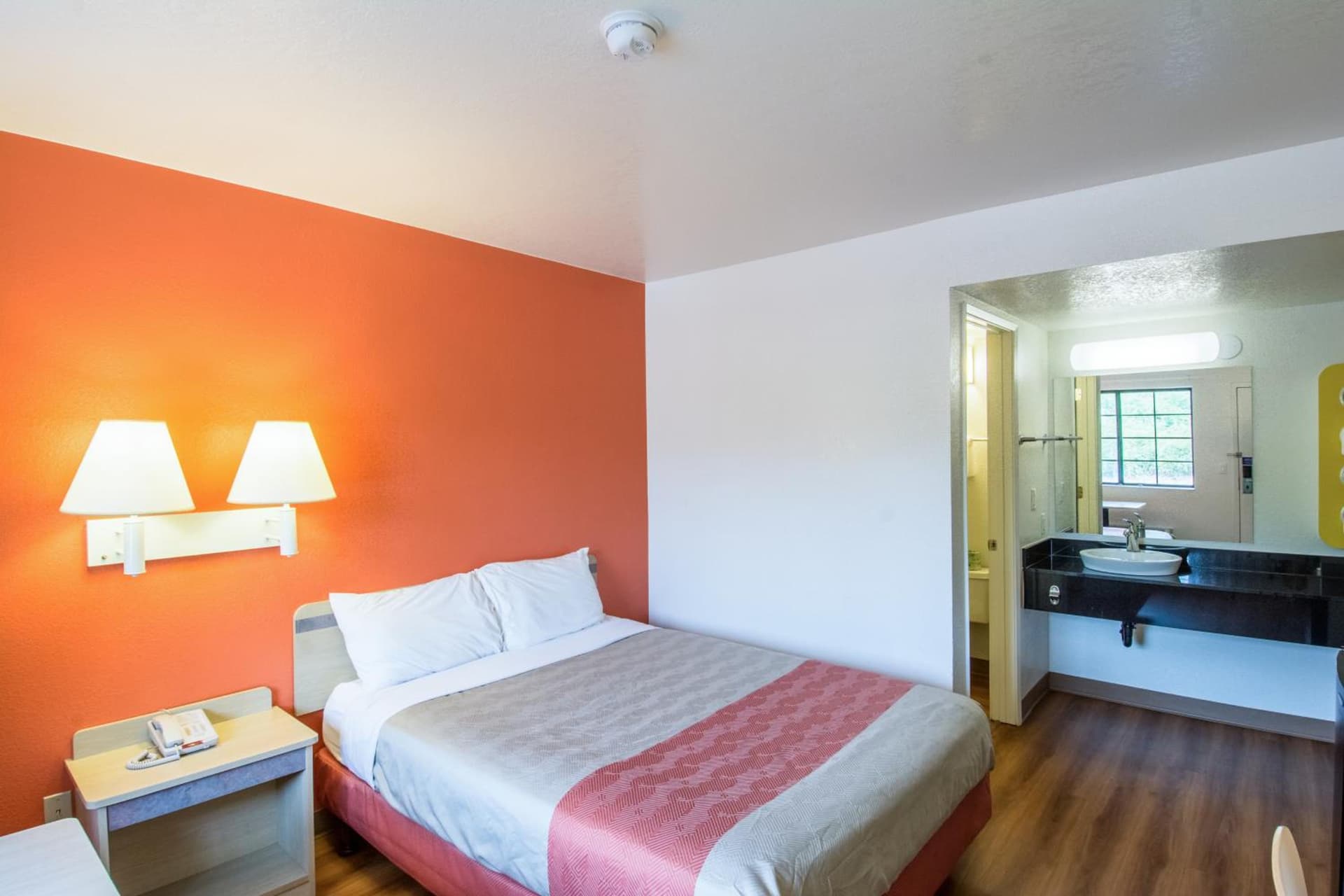 Motel 6-Redding, CA - North gallery photo in Redding, CA — image 21