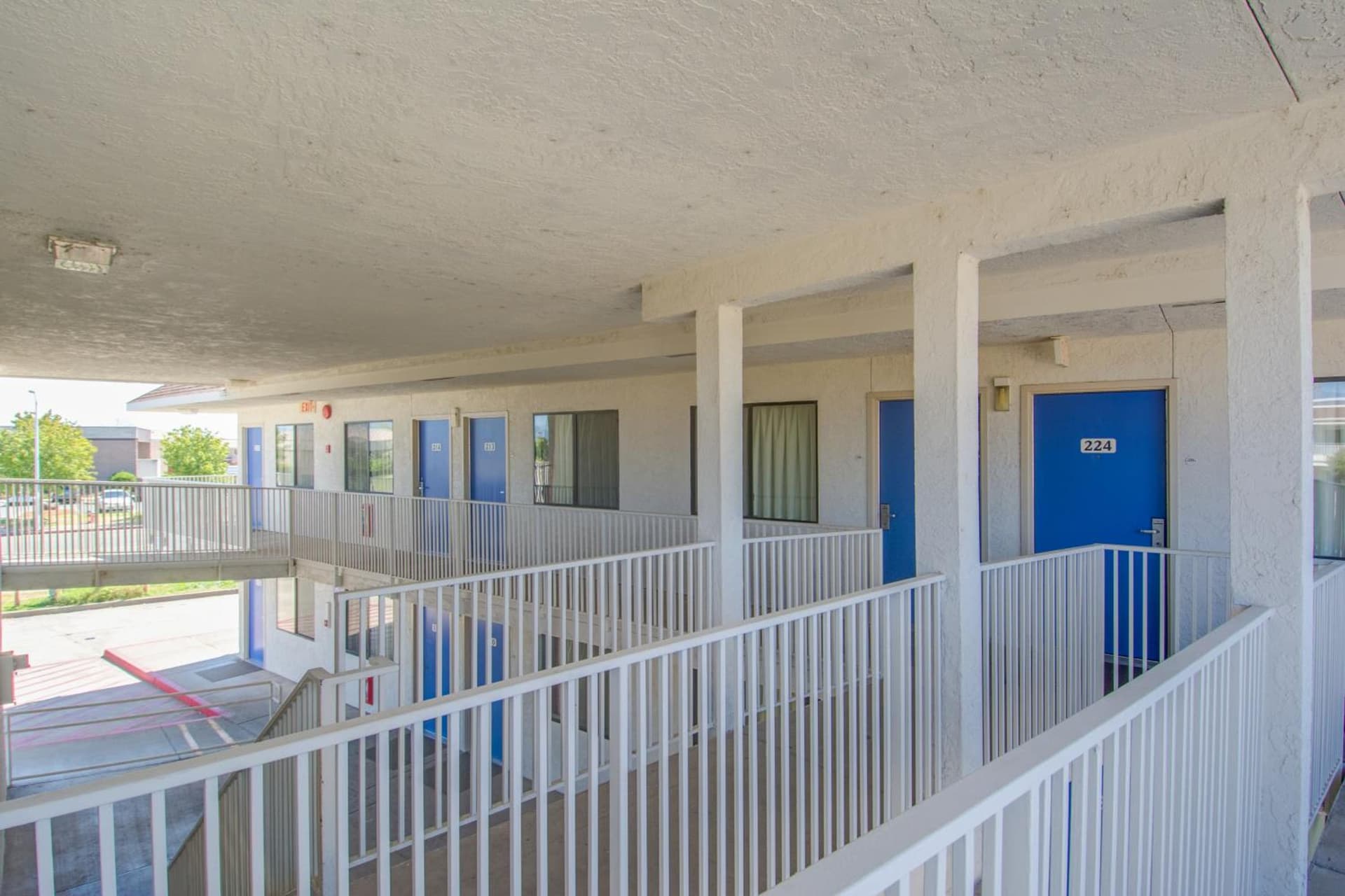 Motel 6-Redding, CA - North gallery photo in Redding, CA — image 9
