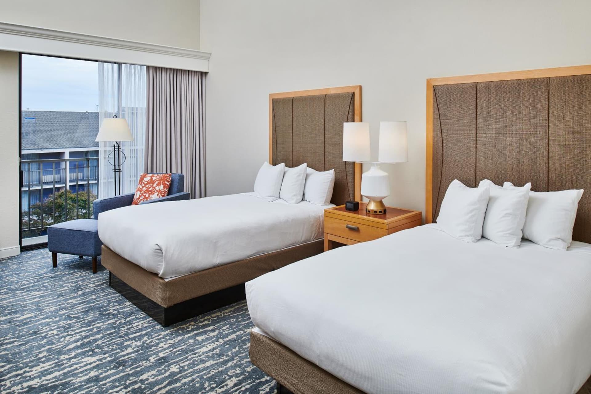 DoubleTree by Hilton Hotel Berkeley Marina gallery photo in Berkeley, CA — image 32