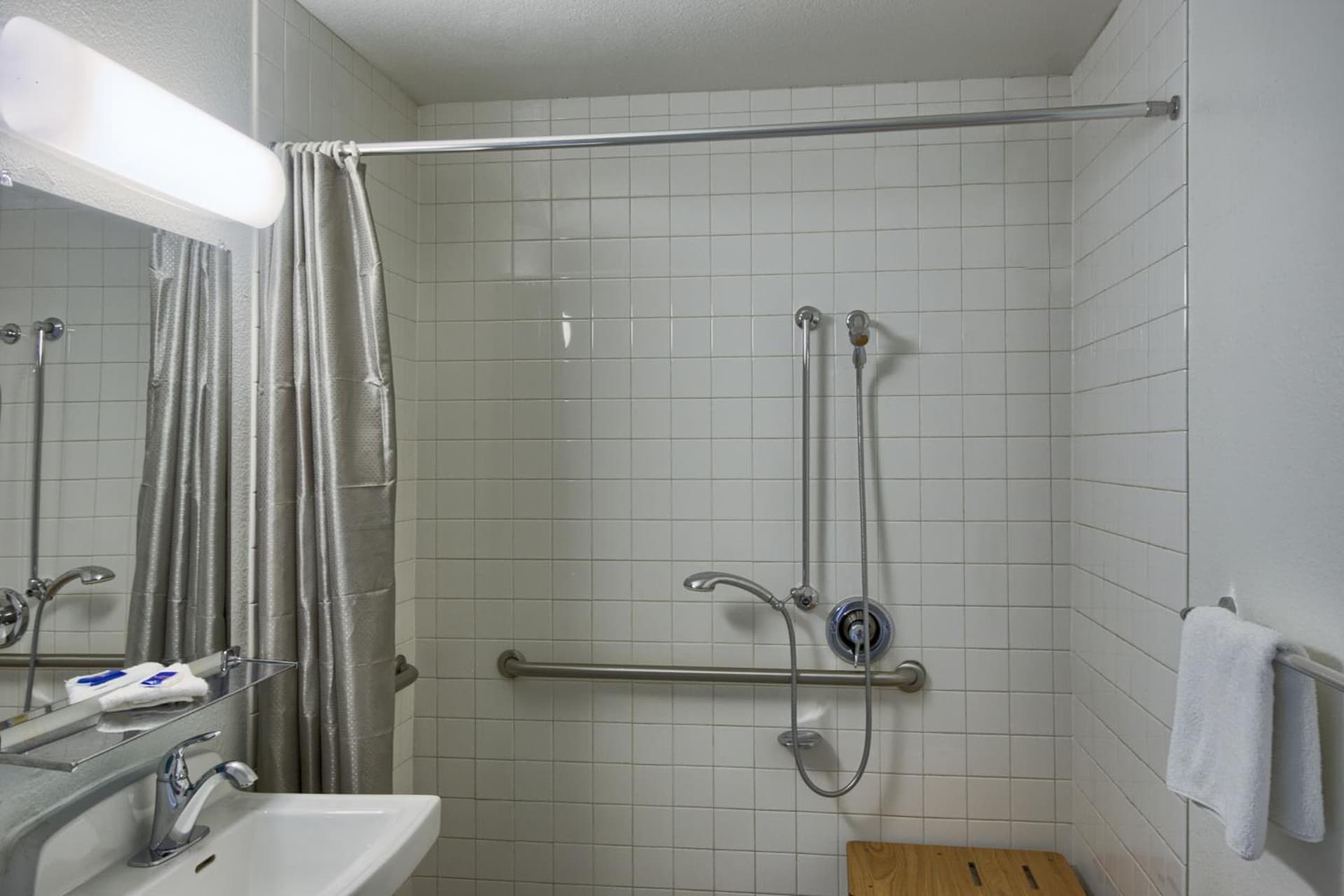 Motel 6-Everett, WA - North gallery photo in Everett, WA — image 10