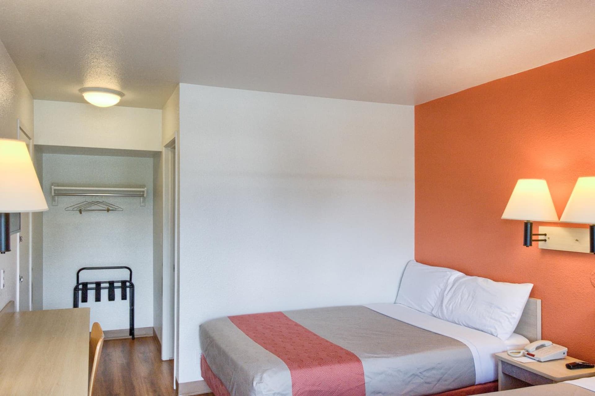 Motel 6-Everett, WA - North gallery photo in Everett, WA — image 23